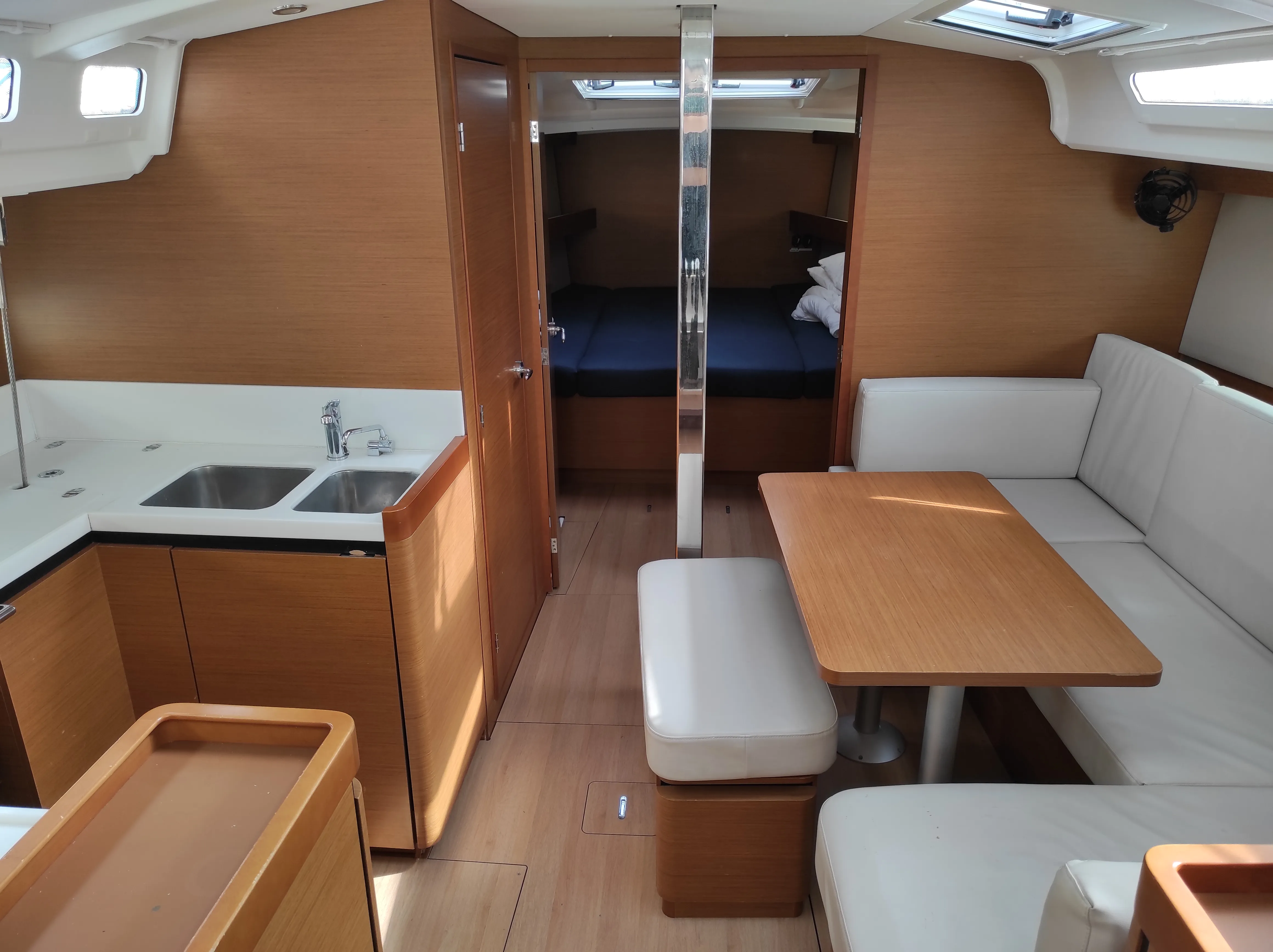 Sun Odyssey 440 Alboran Caipiroska (Radazul) — foto dello yacht n. 16