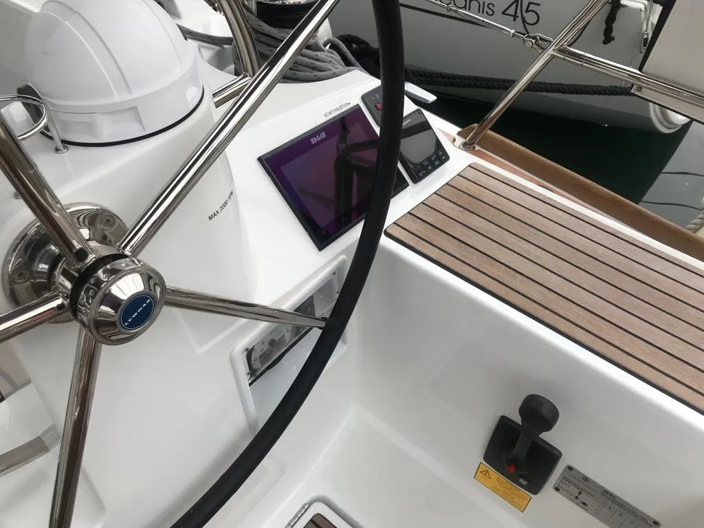 Sun Odyssey 519 Alboran Jerez (Radazul) — foto dello yacht n. 5