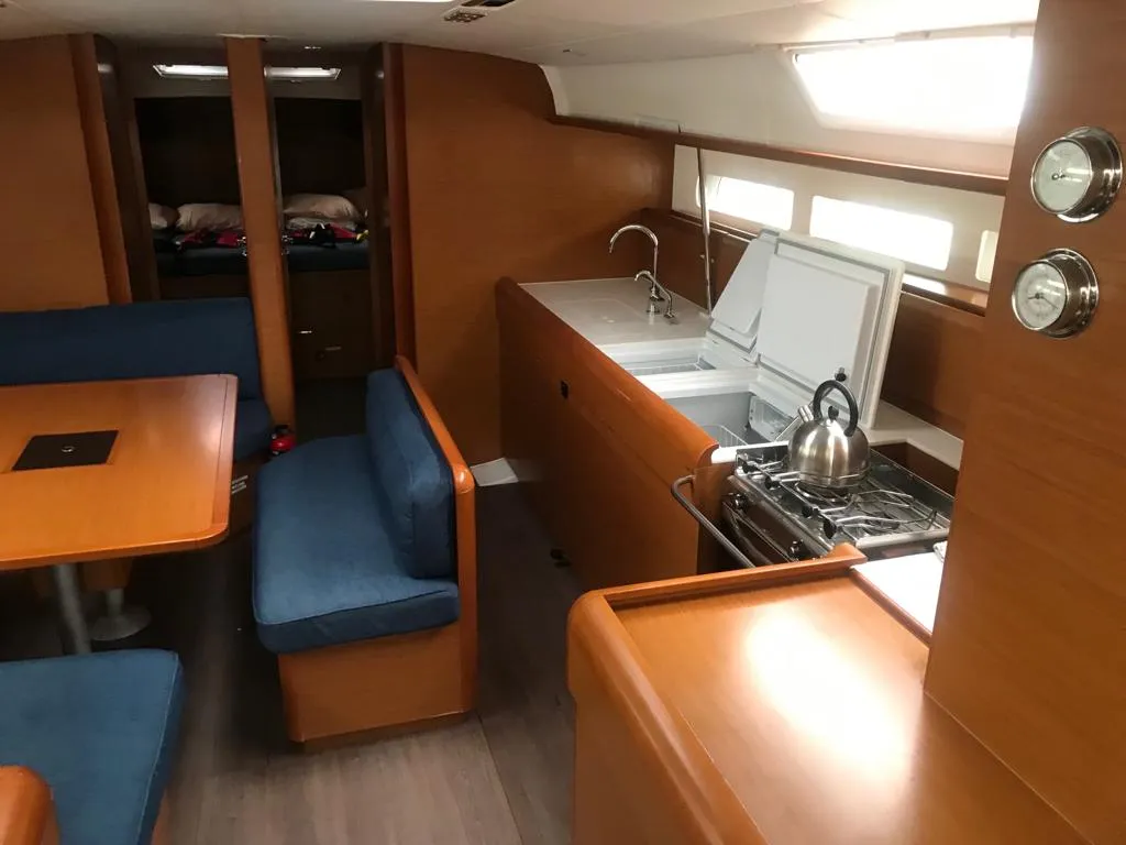Sun Odyssey 519 Alboran Jerez (Radazul) — foto dello yacht n. 6