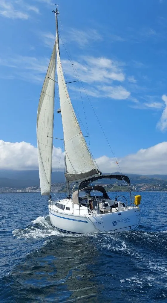 Bavaria 34 FIX — yacht photo 14