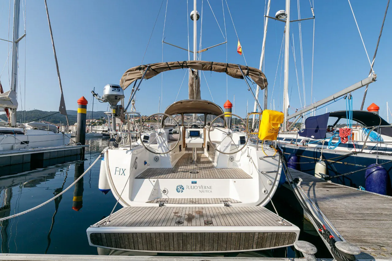 Bavaria 34 FIX — yacht photo 11