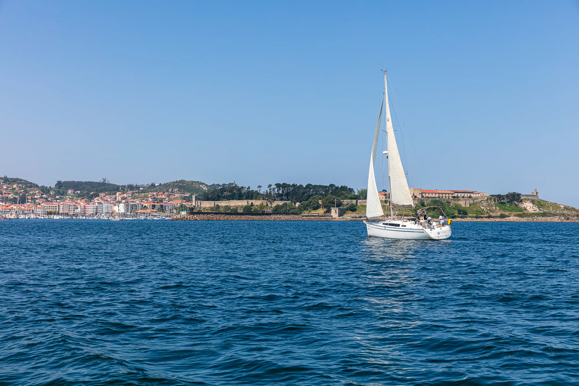 Bavaria 34 FIX — yacht photo 12