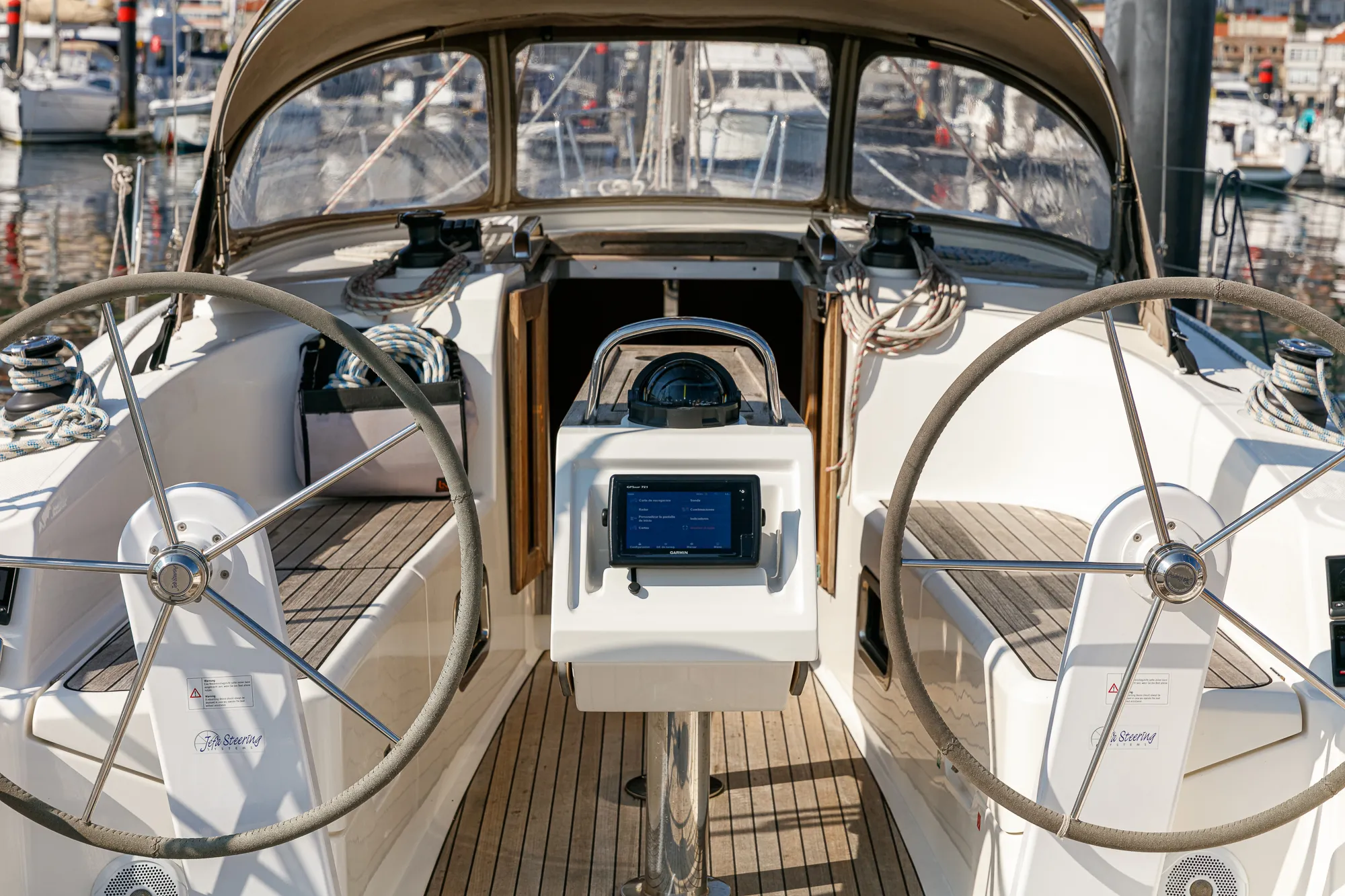 Bavaria 34 FIX — yacht photo 10