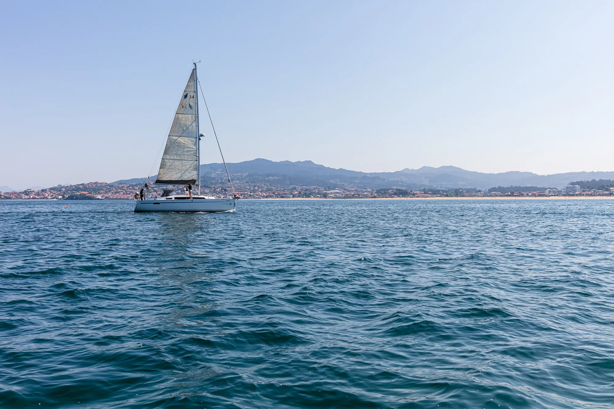Bavaria 34 FIX — yacht photo 22