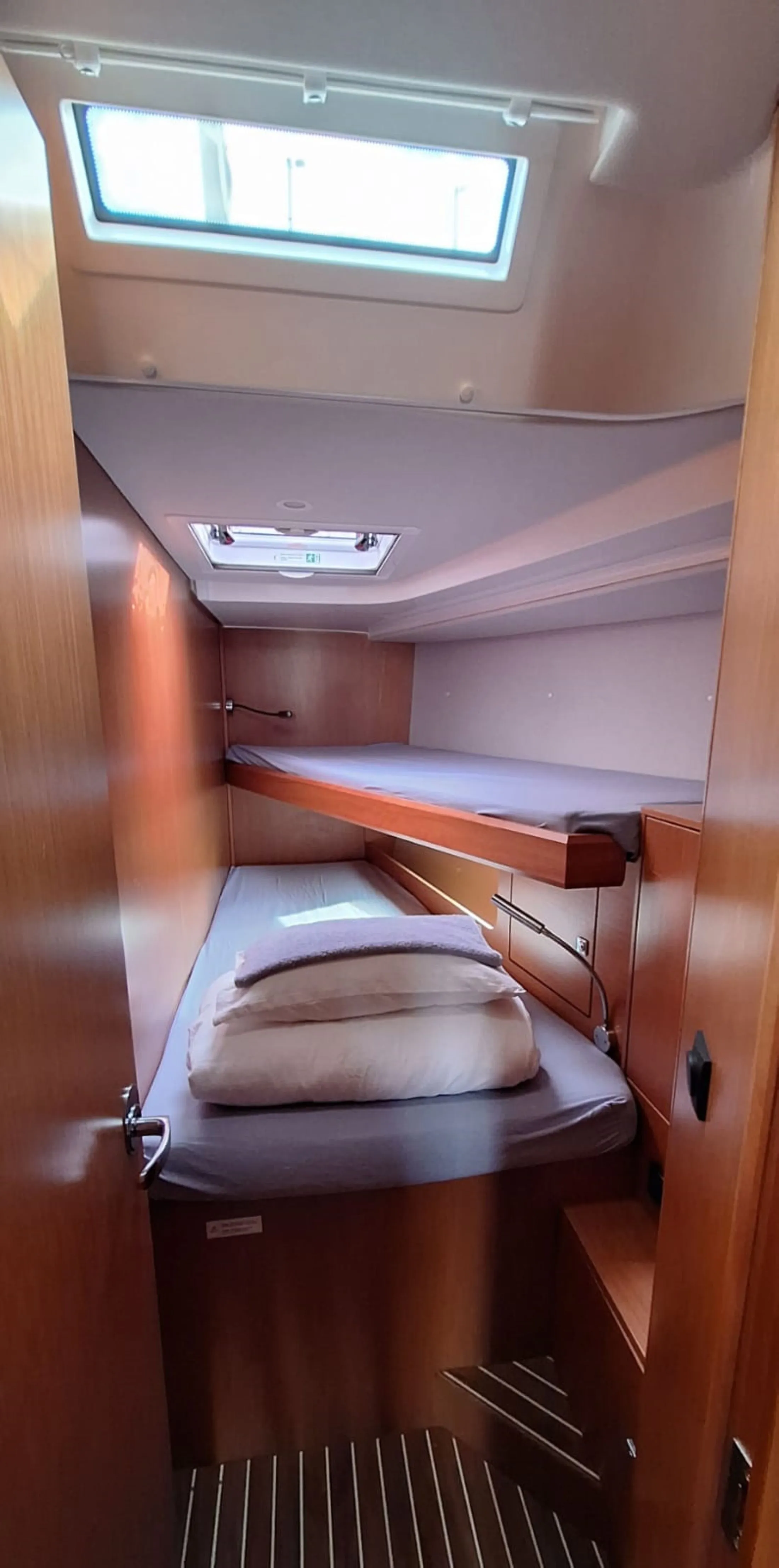 Sun Odyssey 440 Soyka — фотография яхты 9
