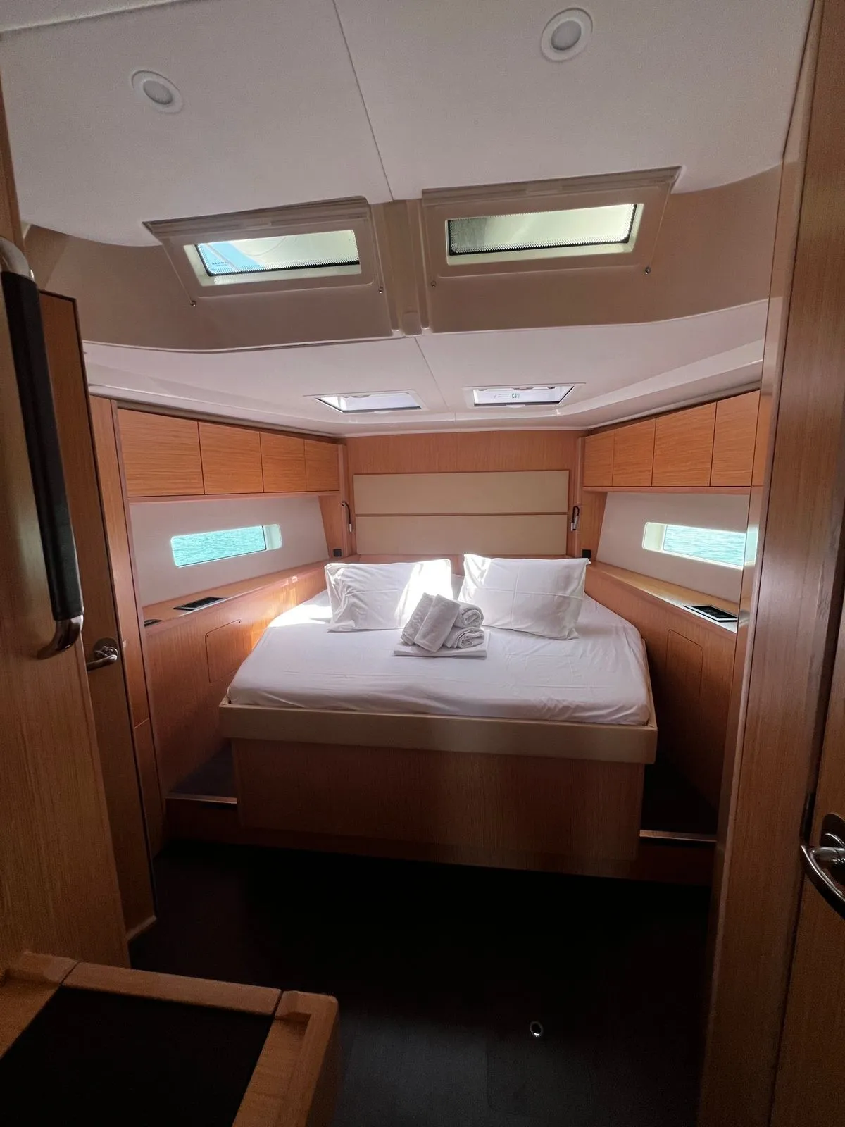 Bavaria C50 — yacht photo 2