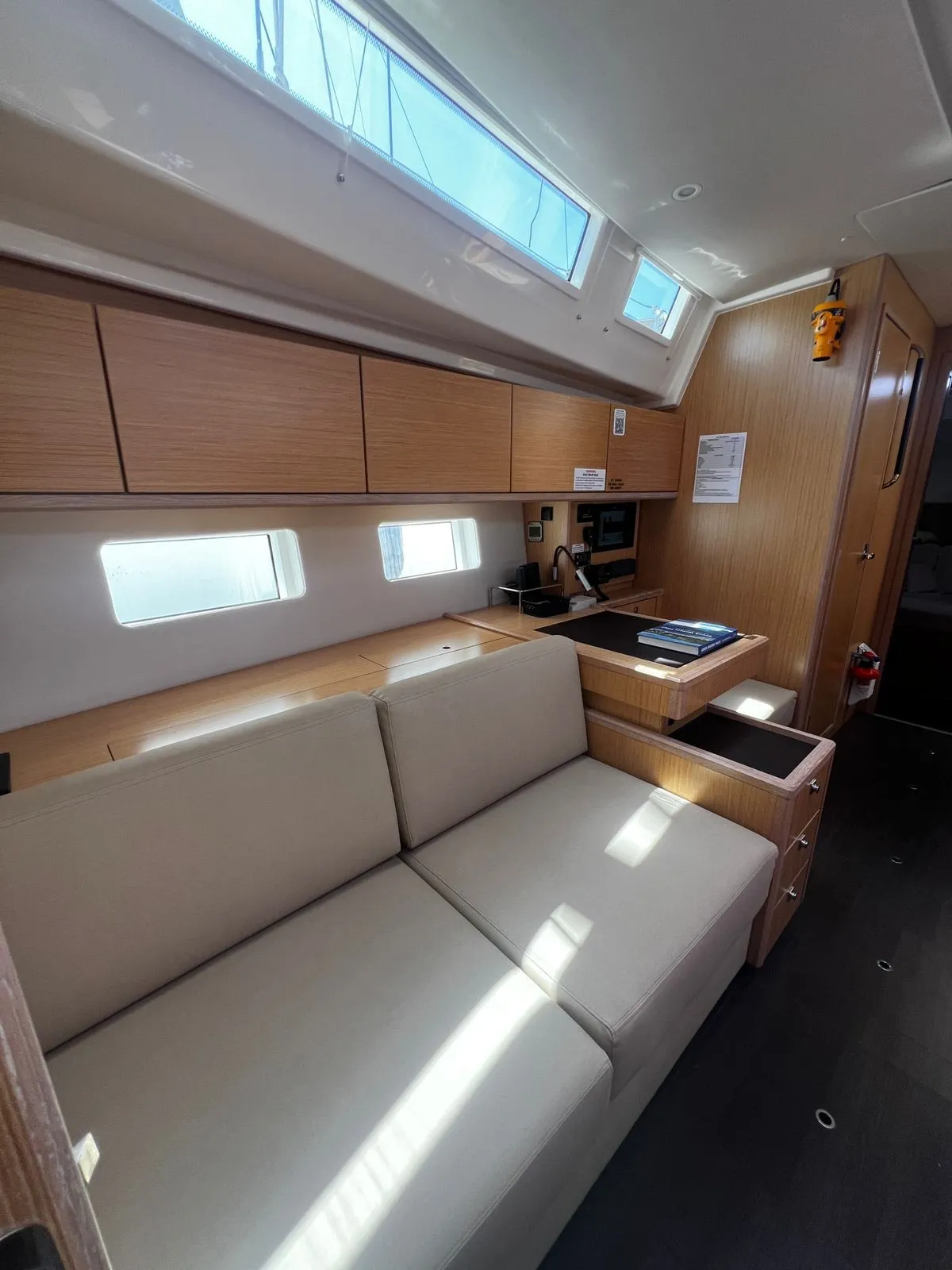 Bavaria C50 — yacht photo 9