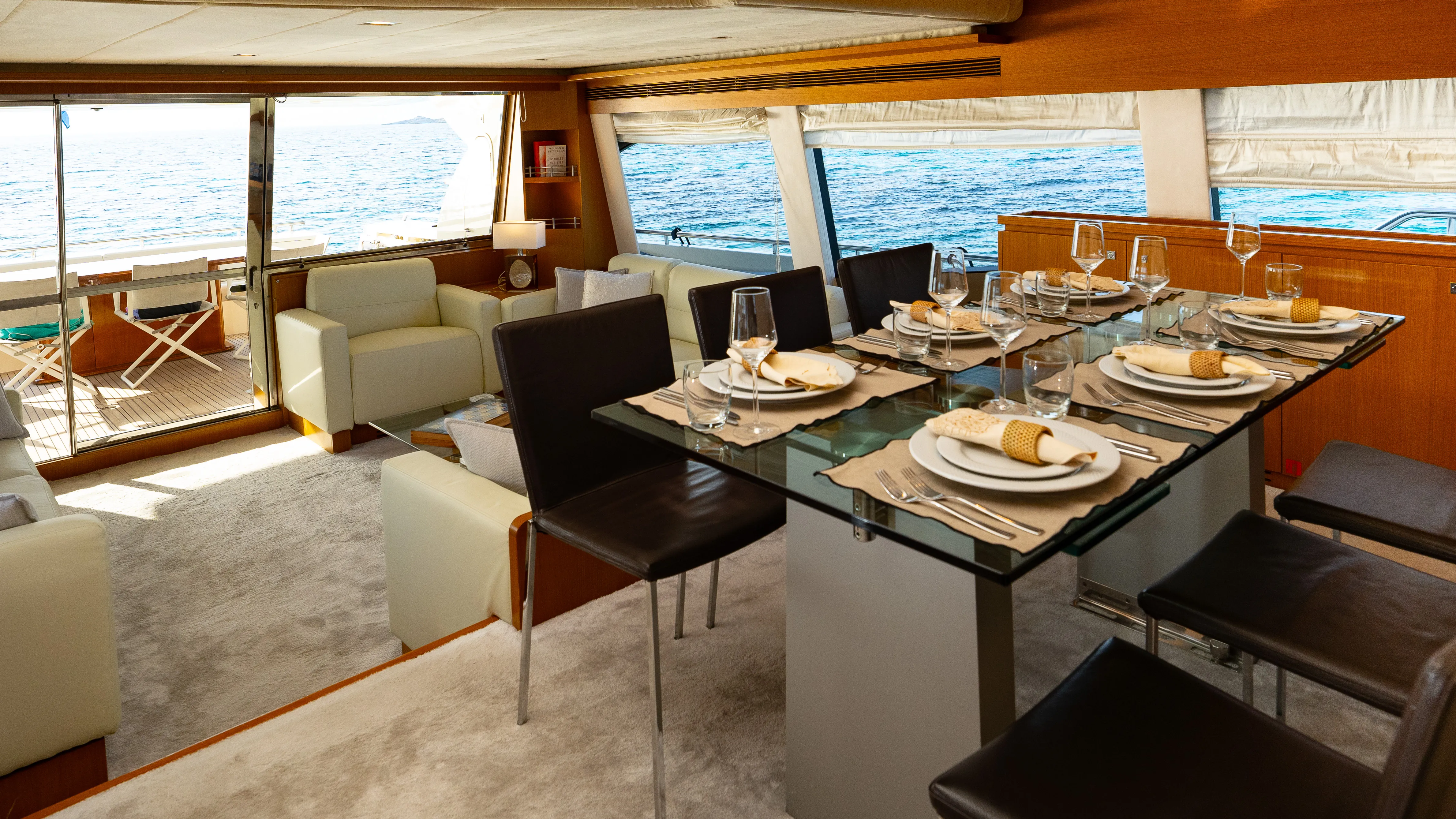 Ferretti 780 Nineteen — yacht photo 13