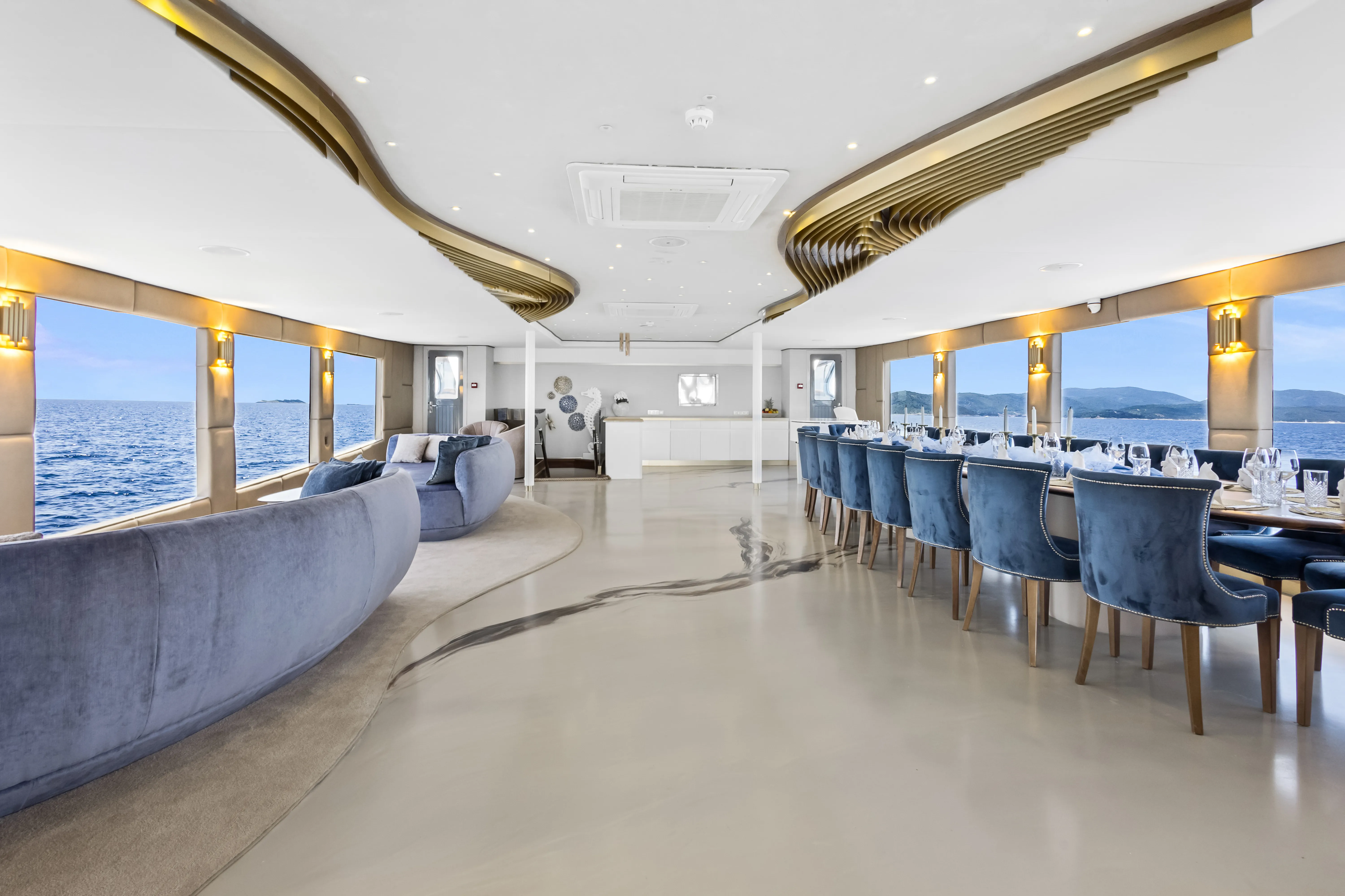 Motoryacht Bella — yacht photo 42