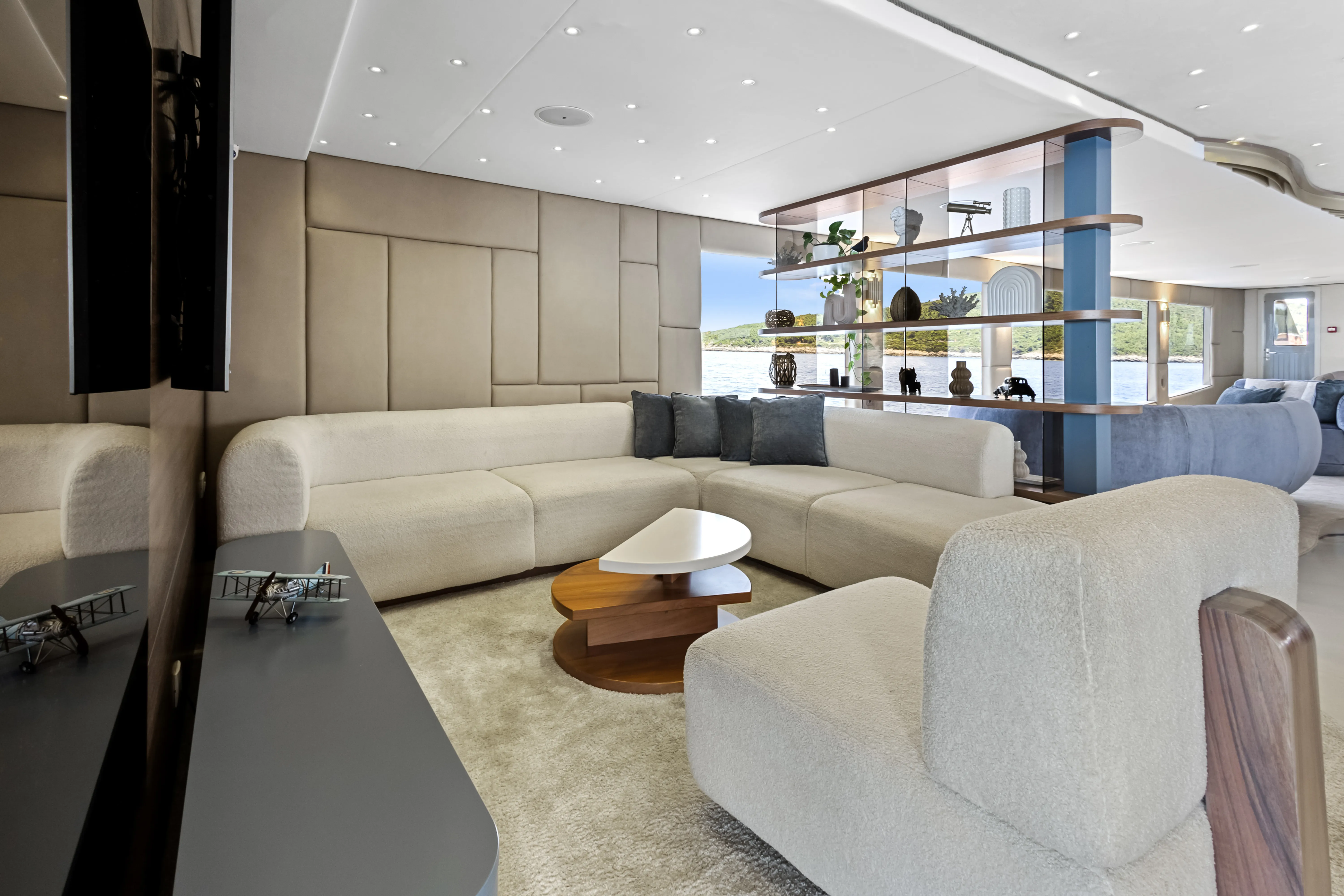 Motoryacht Bella — yacht photo 39