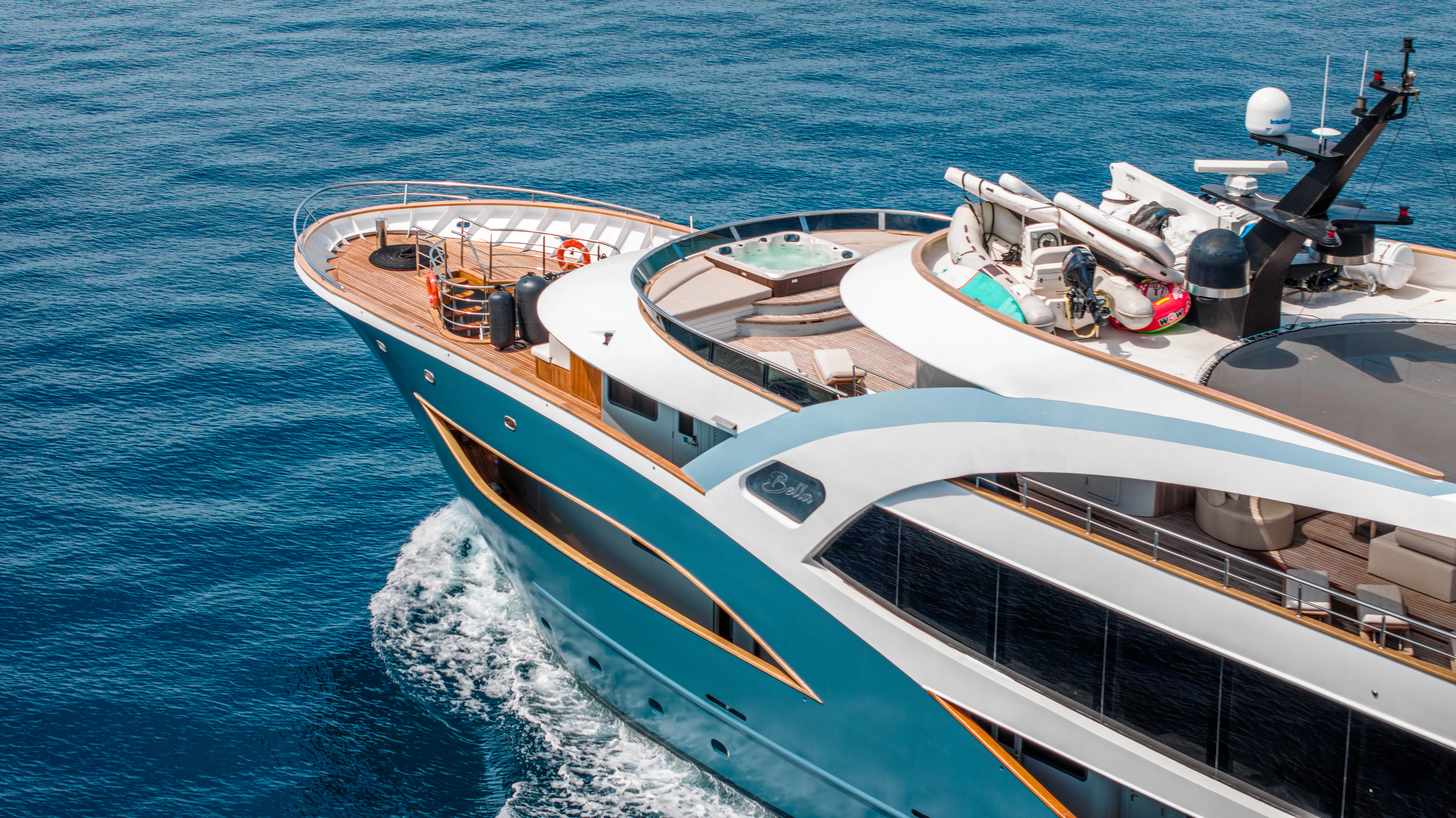 Motoryacht Bella — yacht photo 34