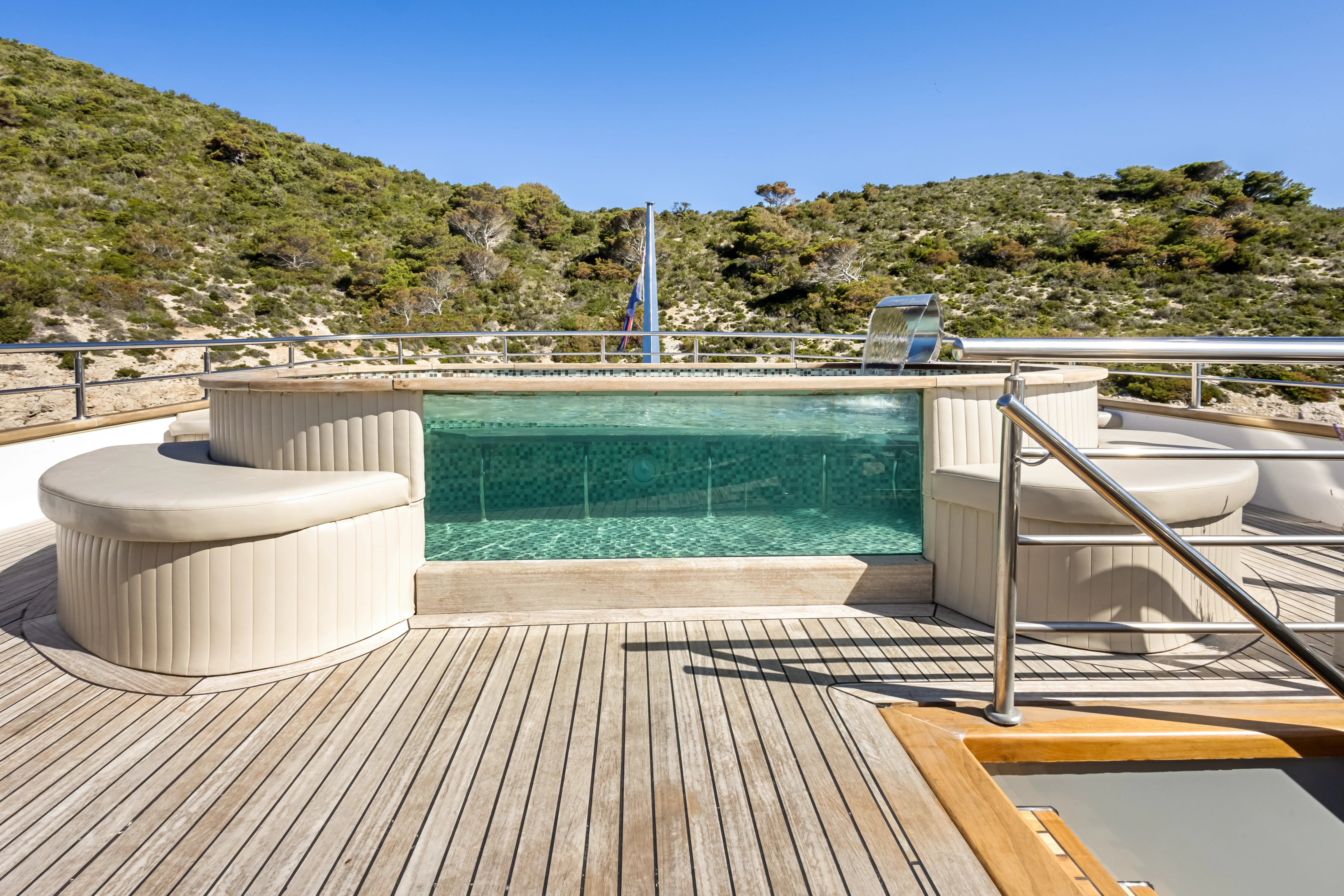 Motoryacht Bella — yacht photo 40