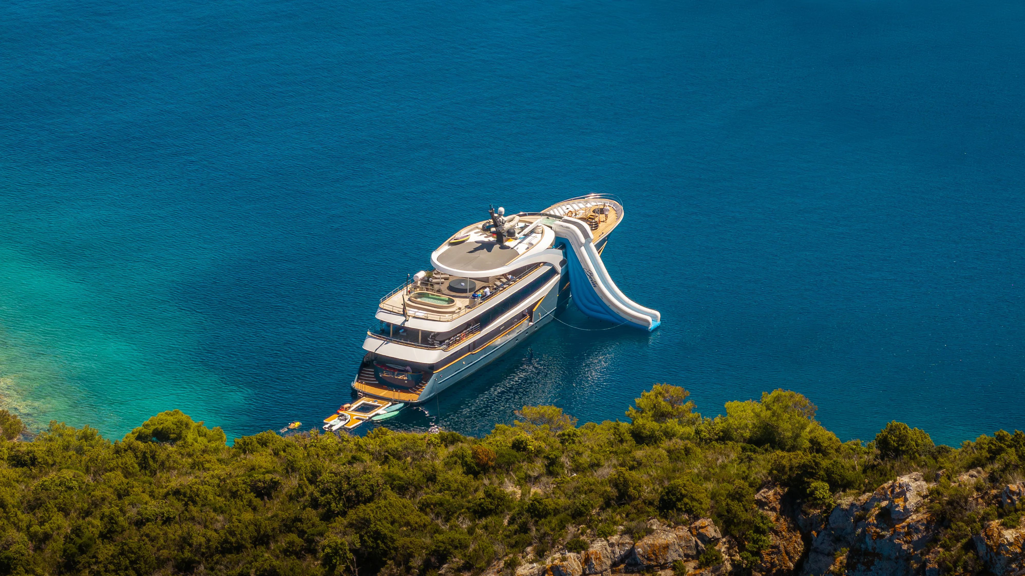 Motoryacht Bella — yacht photo 69