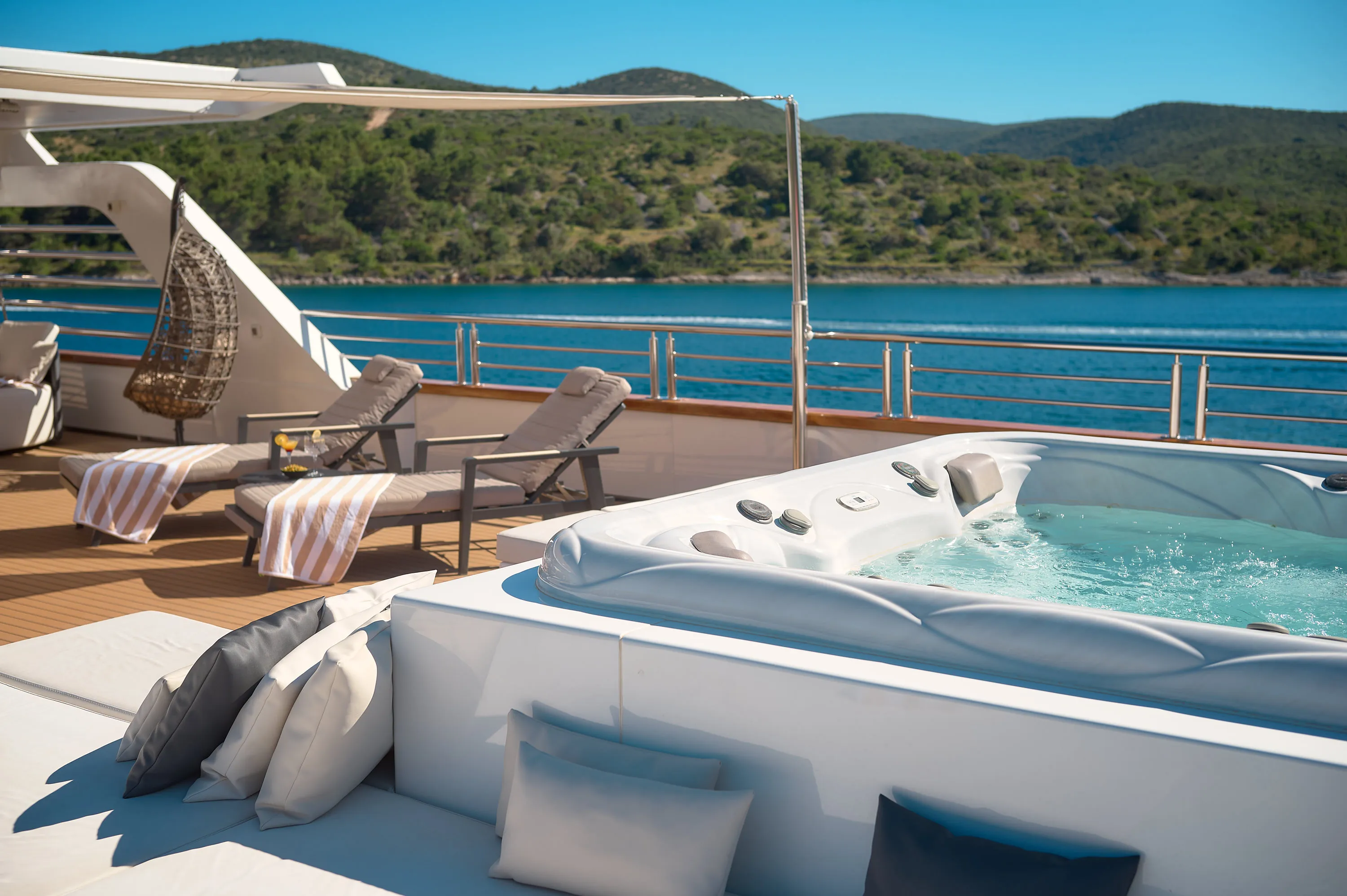 Motoryacht Cristal — yacht photo 2