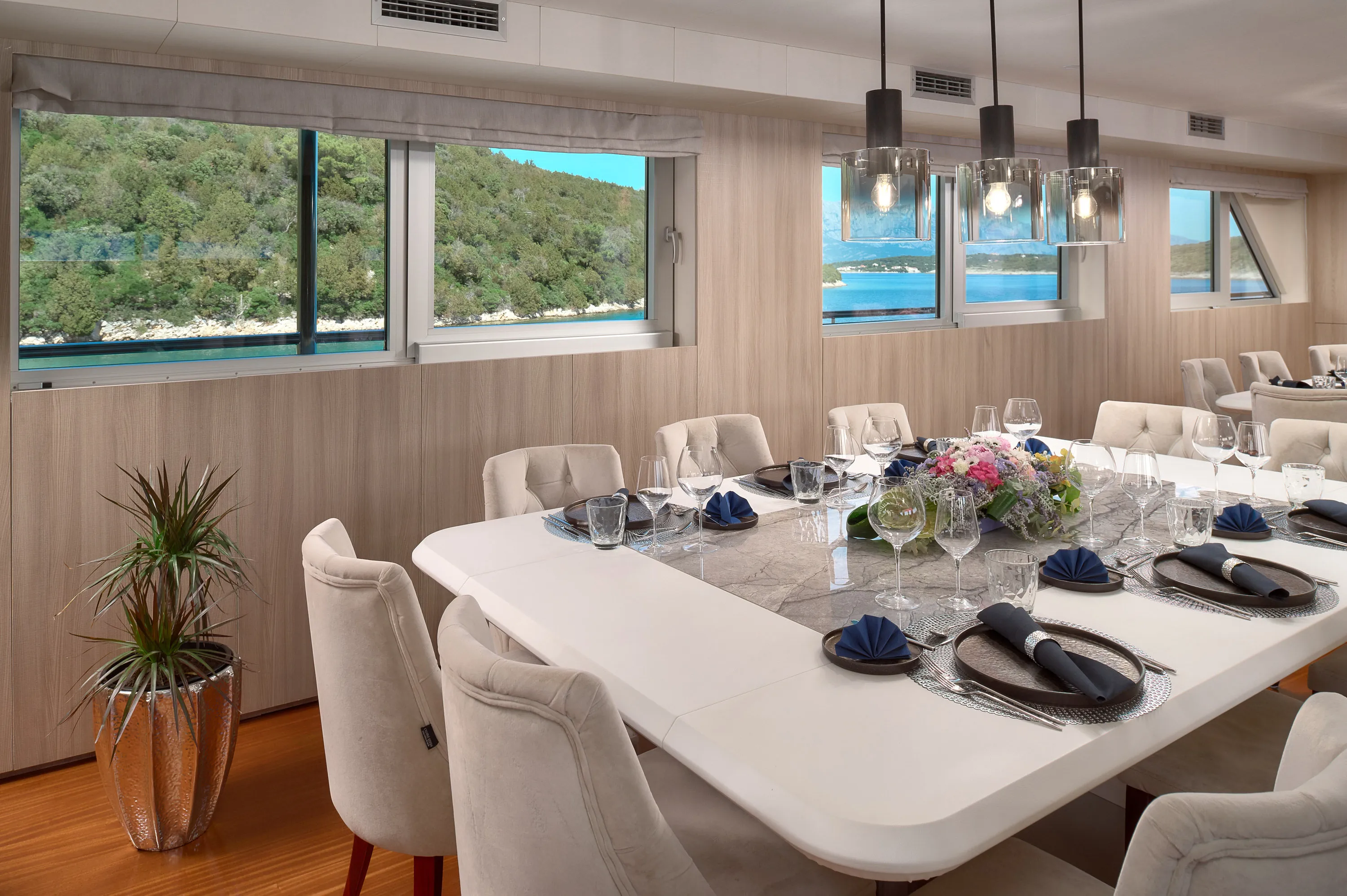 Motoryacht Cristal — yacht photo 25