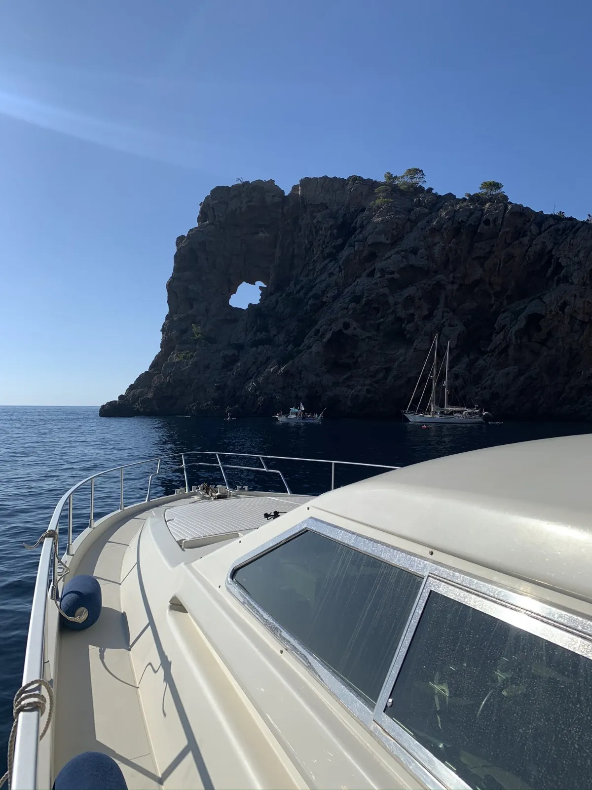 Ferretti 175 FLY Tres Sirenas — yacht photo 10