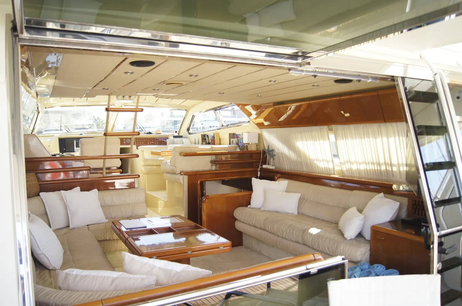 Ferretti 175 FLY Tres Sirenas — yacht photo 22