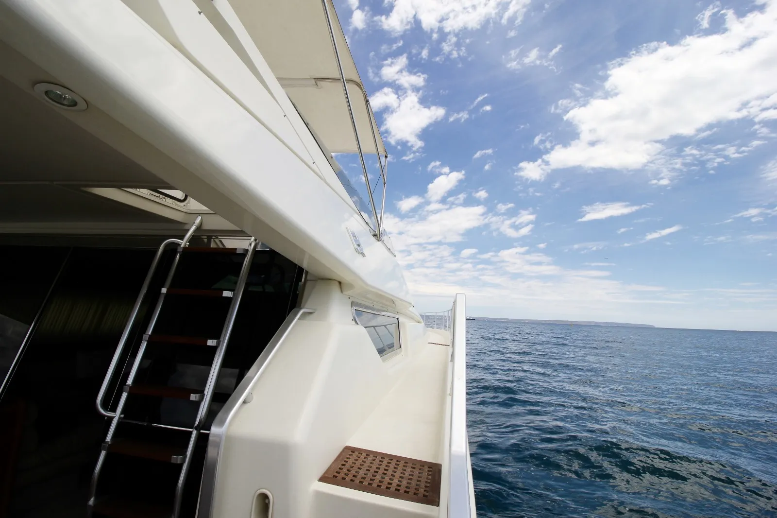 Ferretti 175 FLY Tres Sirenas — yacht photo 23