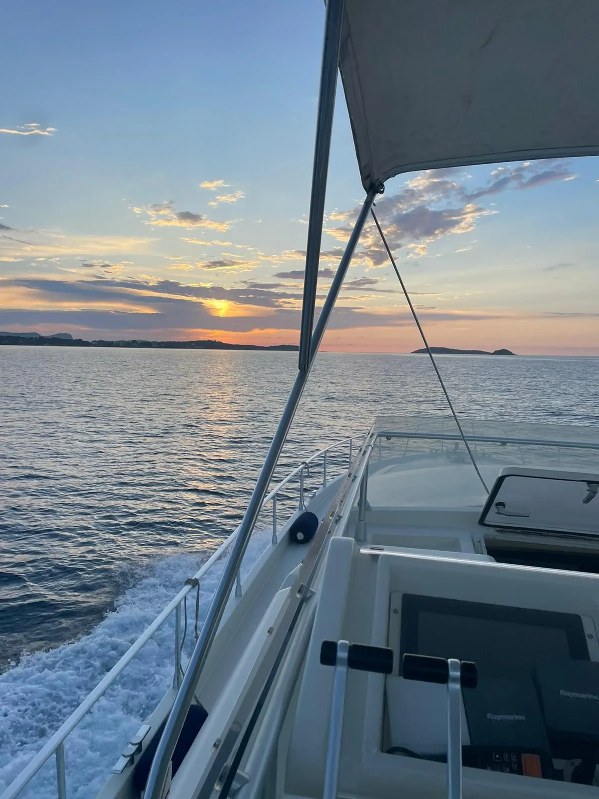 Ferretti 175 FLY Tres Sirenas — yacht photo 14