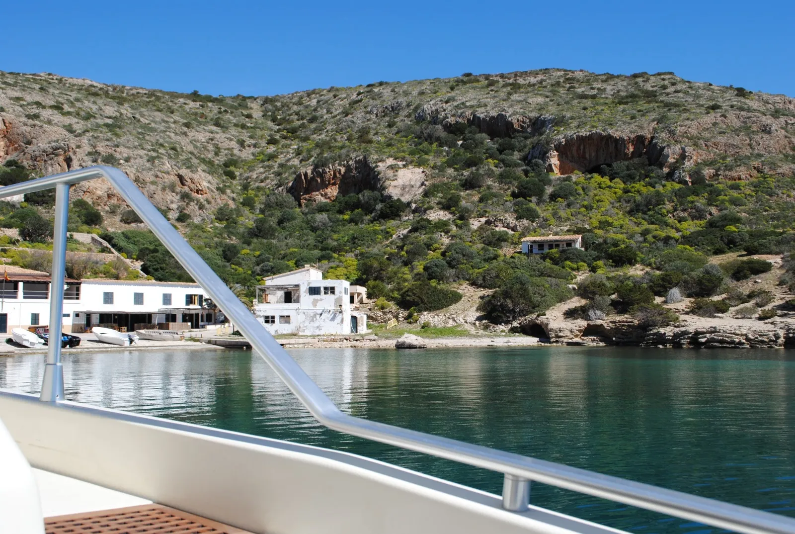 Ferretti 175 FLY Tres Sirenas — yacht photo 30