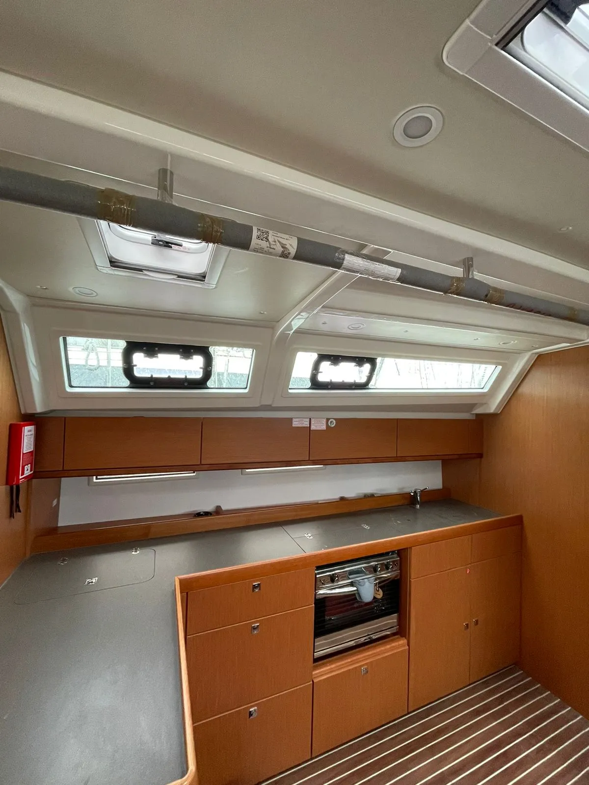Bavaria Cruiser 46 — фотография яхты 3