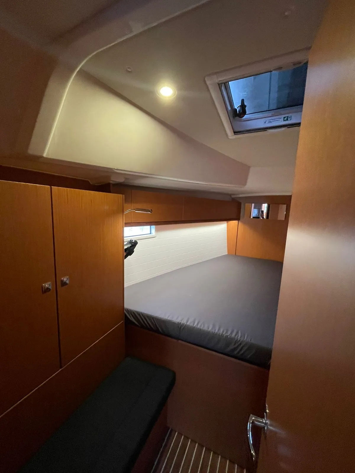 Bavaria Cruiser 46 — фотография яхты 4
