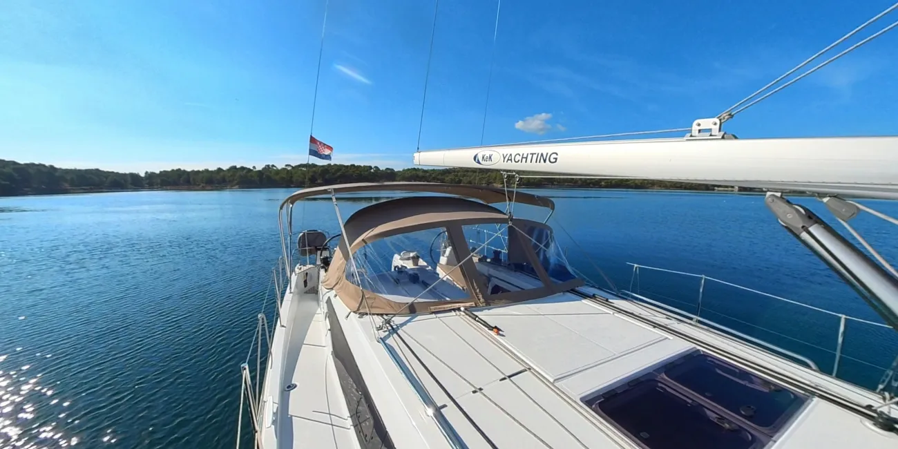 Sun Odyssey 410 EVELYNE — jahtikuva 2