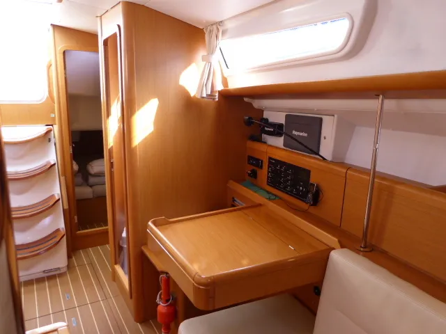 Sun Odyssey 36i Scooby-Doo — снимка на яхтата 3