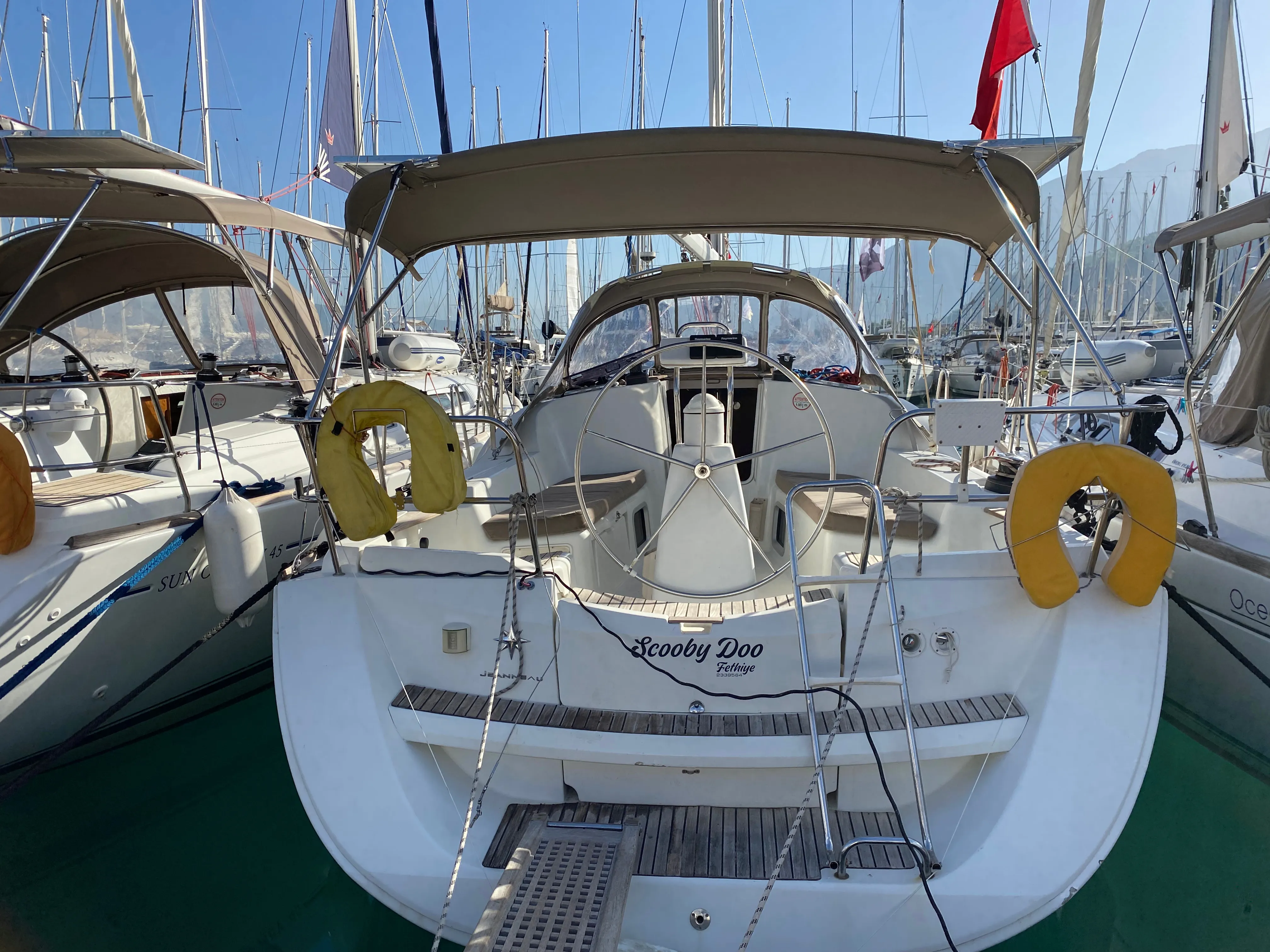 Sun Odyssey 36i Scooby-Doo — снимка на яхтата 15