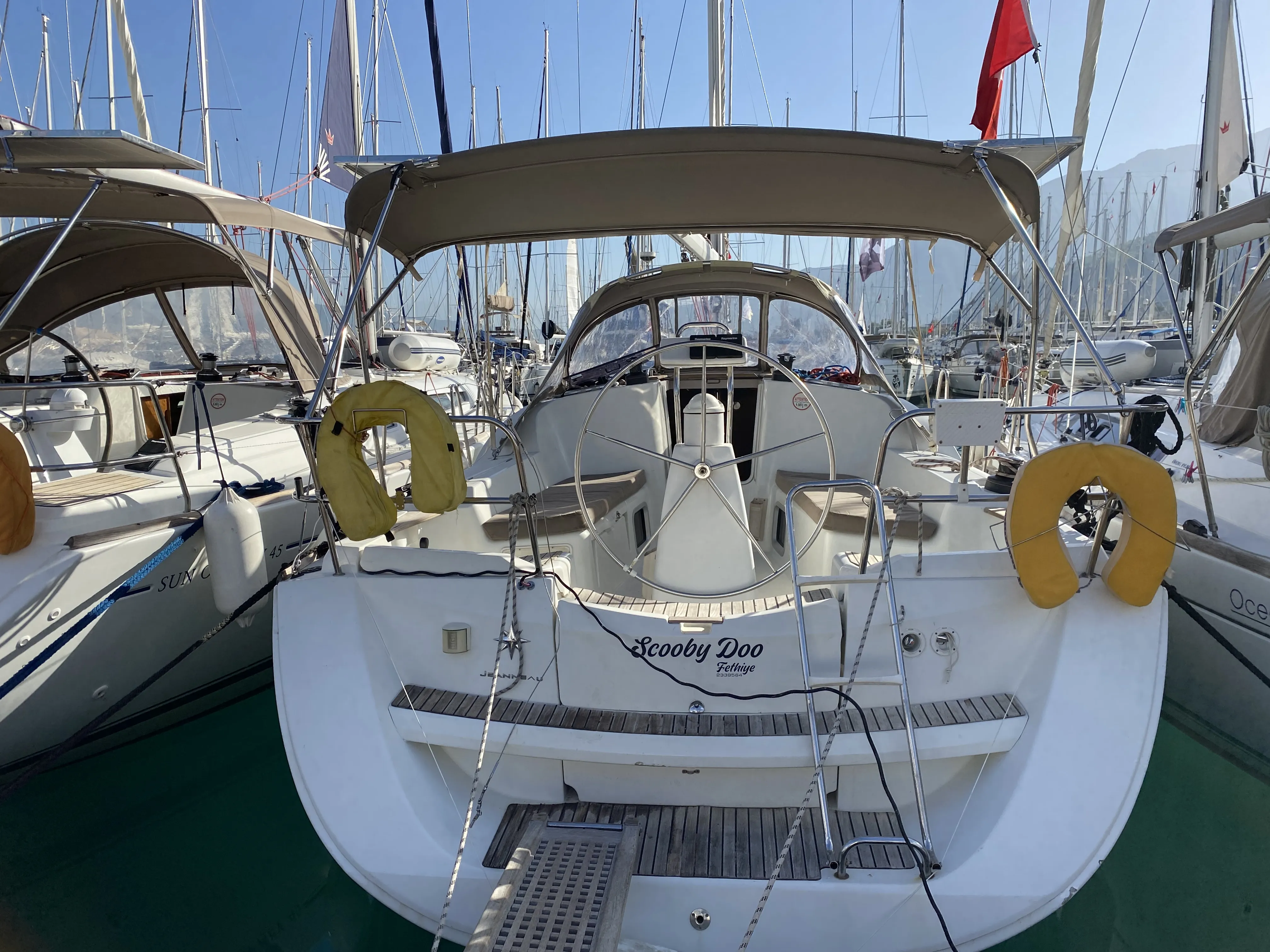 Sun Odyssey 36i Scooby-Doo — снимка на яхтата 14