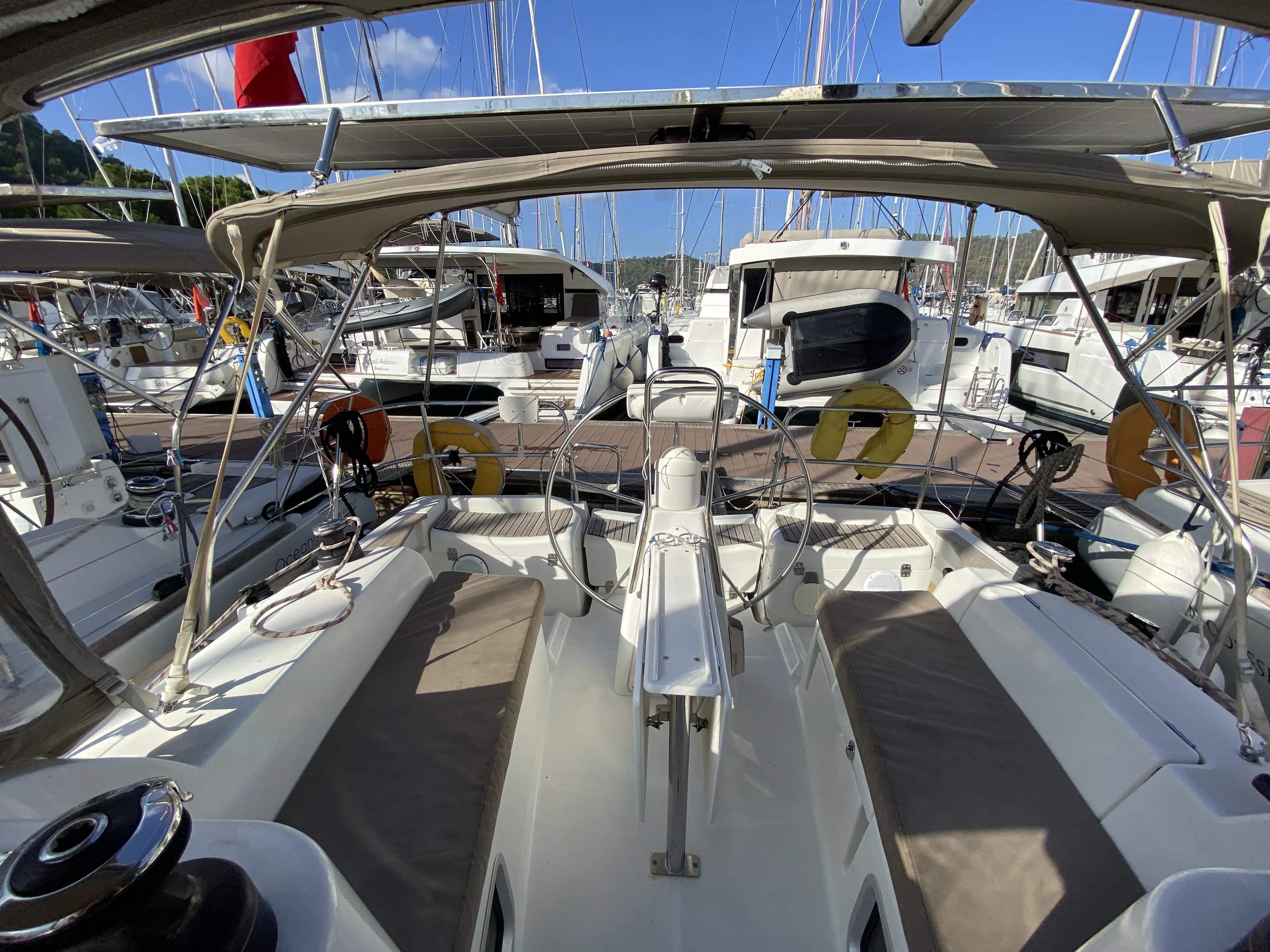 Sun Odyssey 36i Scooby-Doo — снимка на яхтата 4