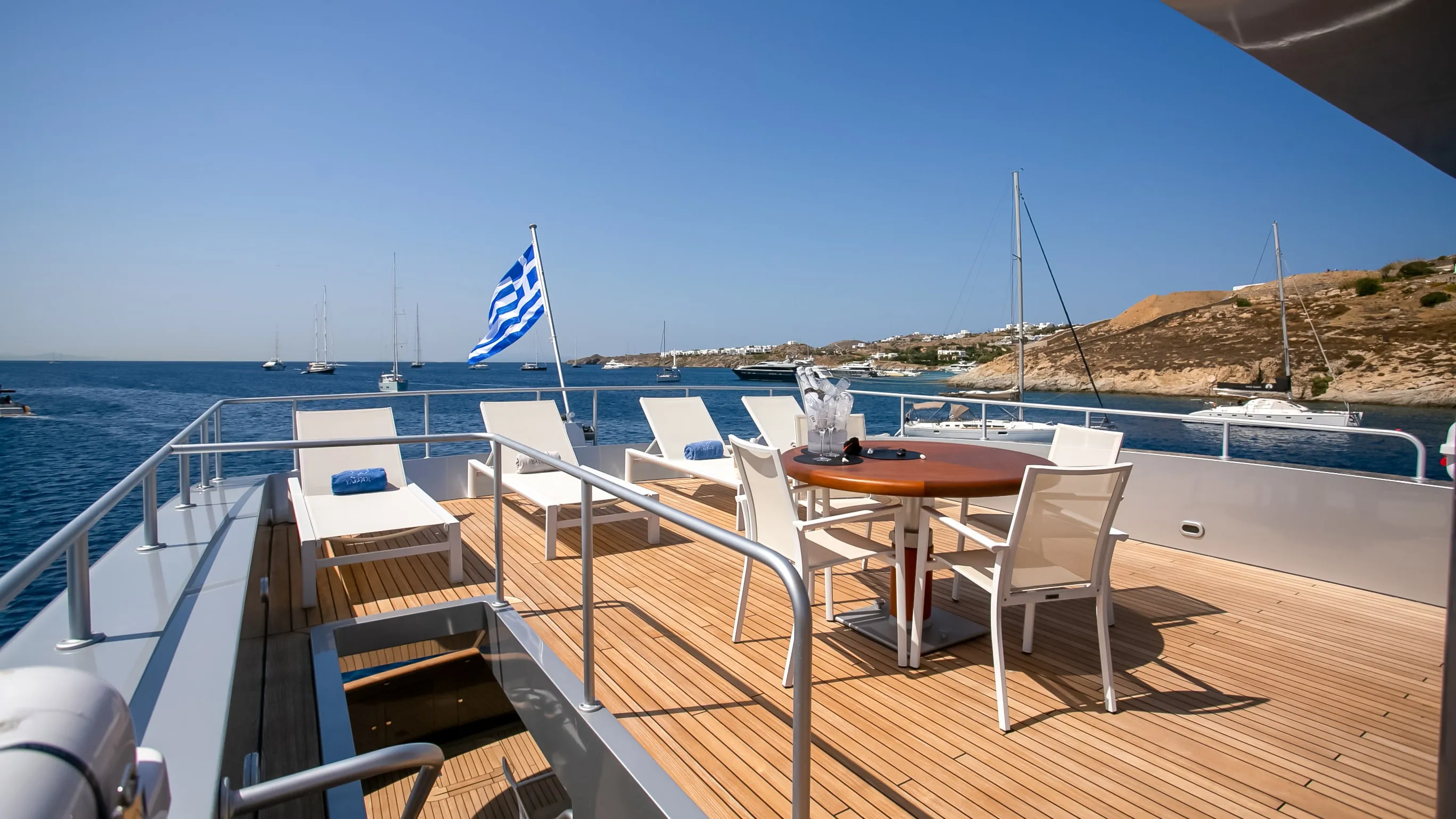 Baglietto 100 — Yachtfoto 11