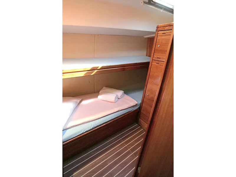 Bavaria 46 Cruiser Aiolos — фотография яхты 15
