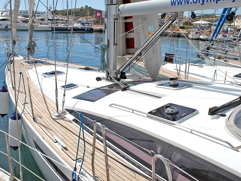 Jeanneau 53 Zeus — yacht photo 4