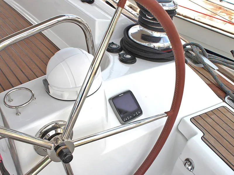 Jeanneau 53 Zeus — yacht photo 15