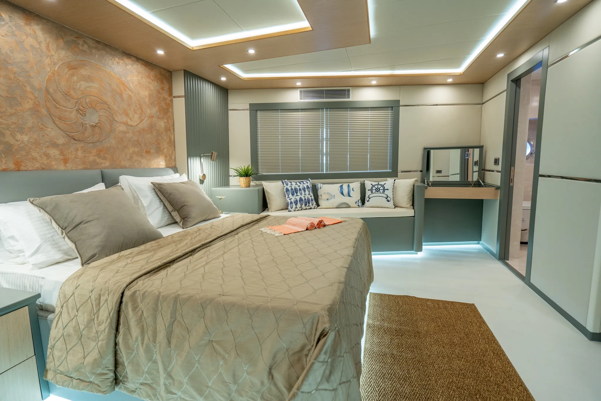 Custom built 183 Lavin — yacht photo 38