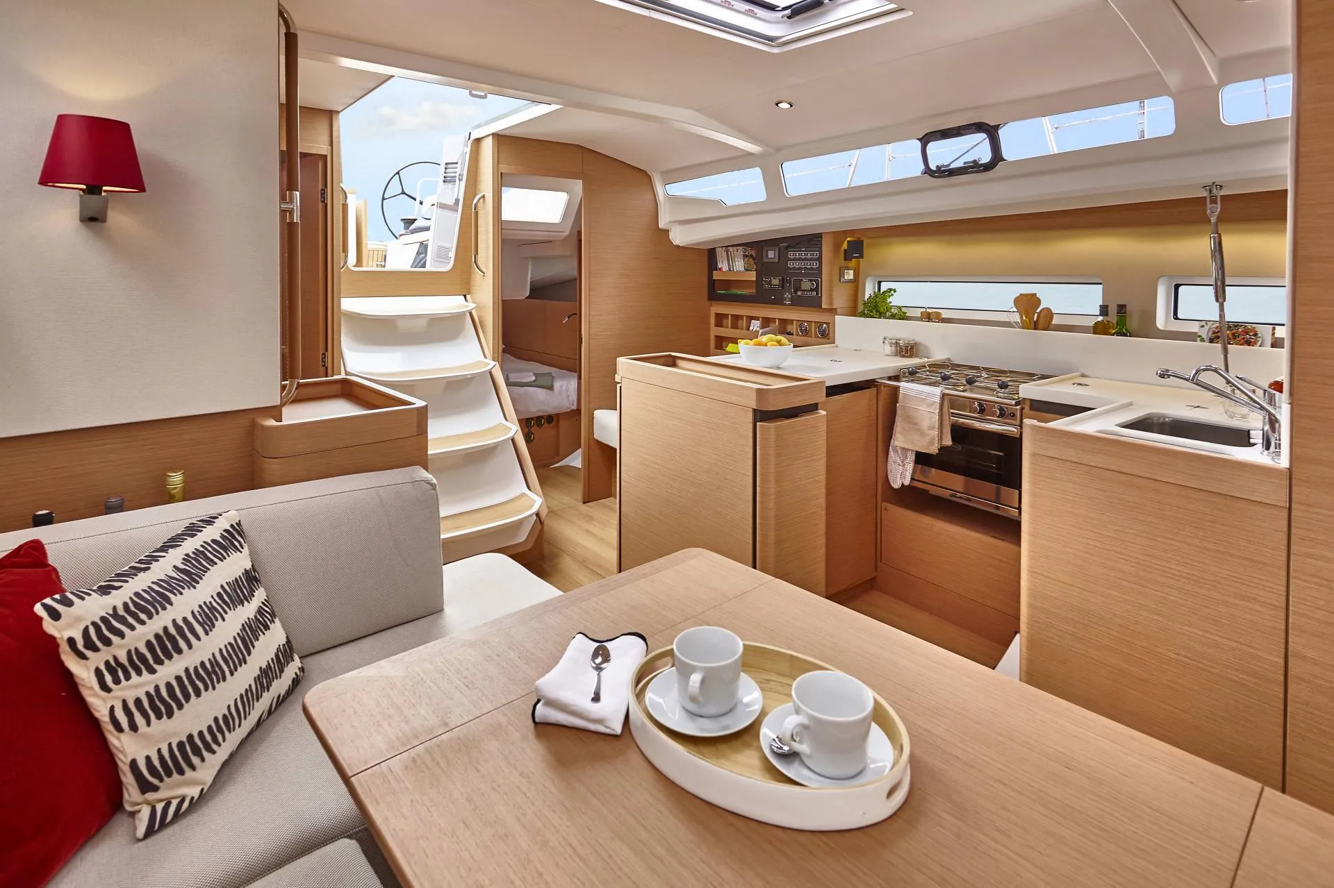 Sun Odyssey 440 Sandy — tekne fotoğrafı 2