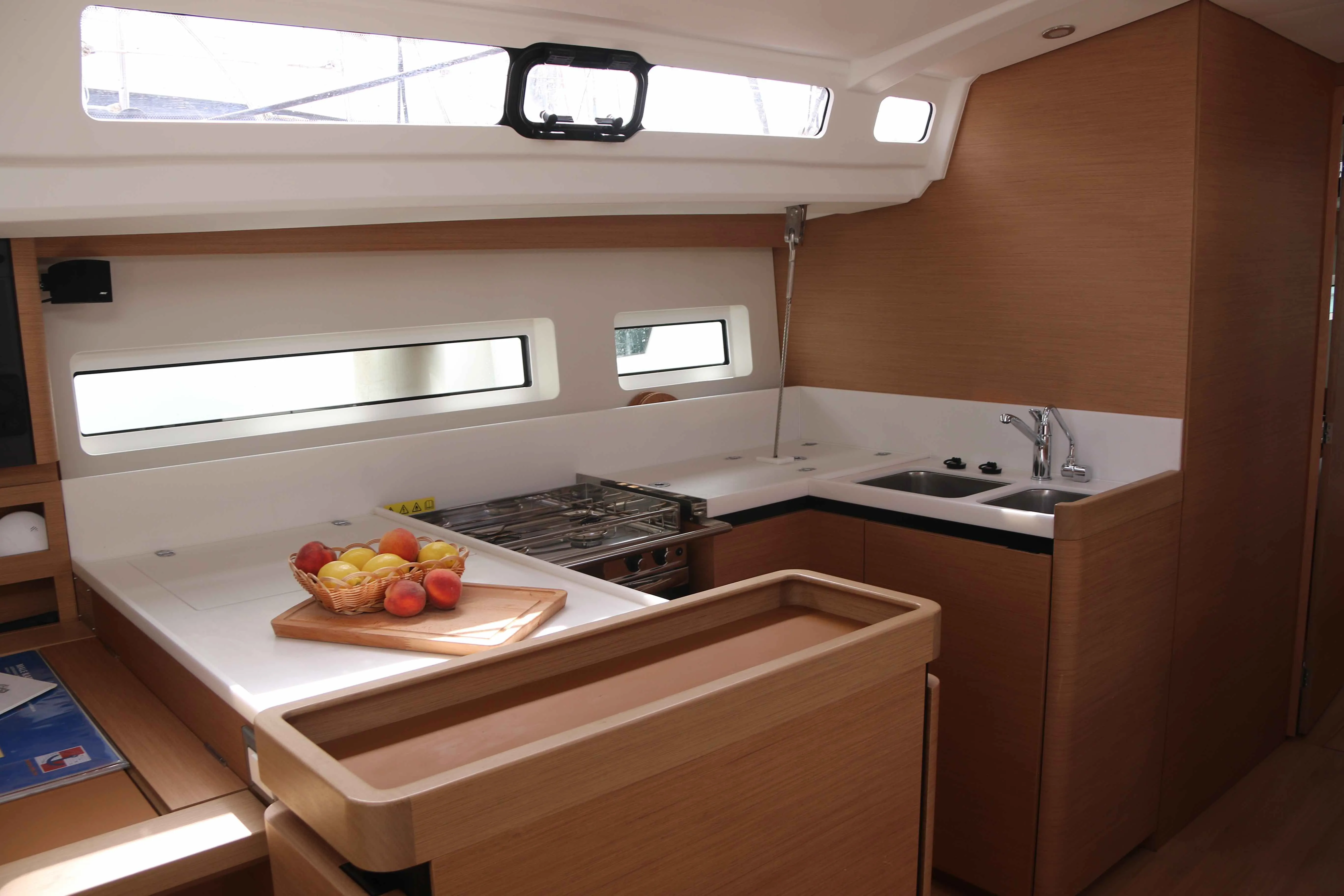 Sun Odyssey 440 BOHEMIAN RHAPSODY — фотография яхты 6