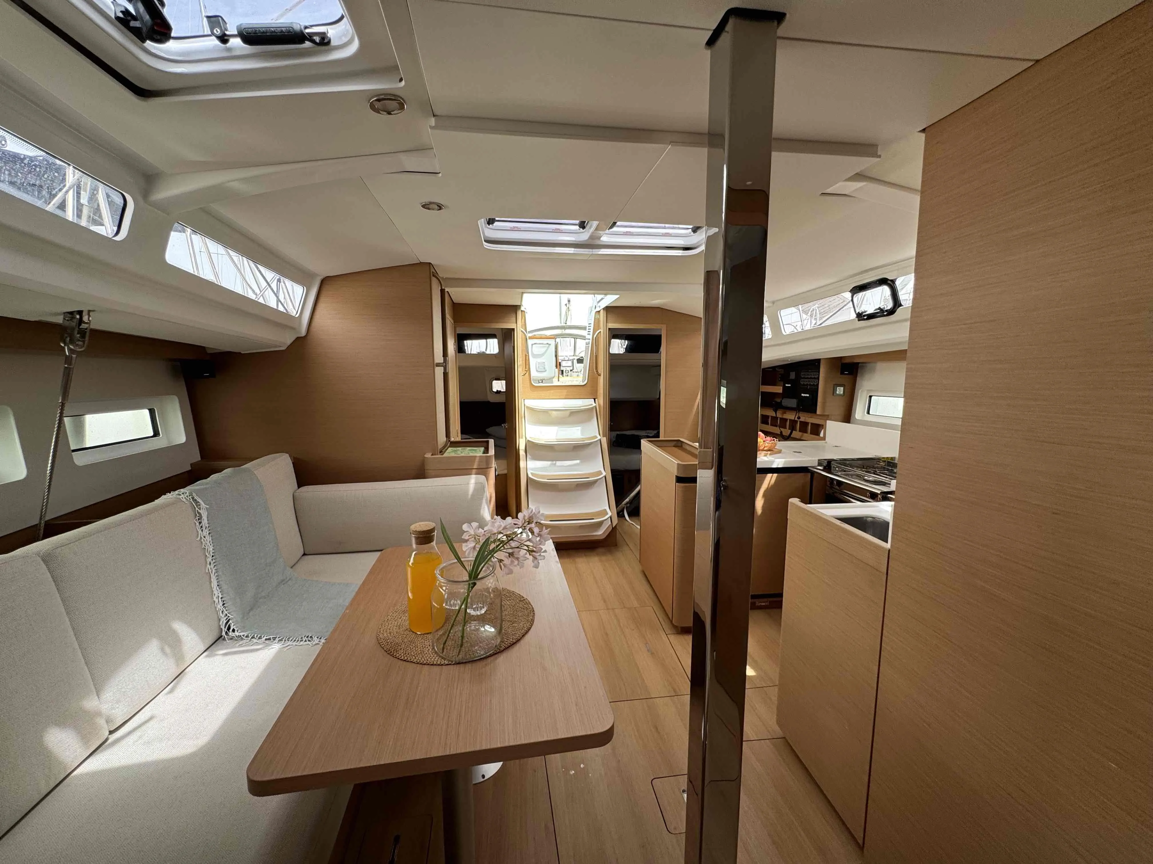 Sun Odyssey 440 BOHEMIAN RHAPSODY — фотография яхты 5