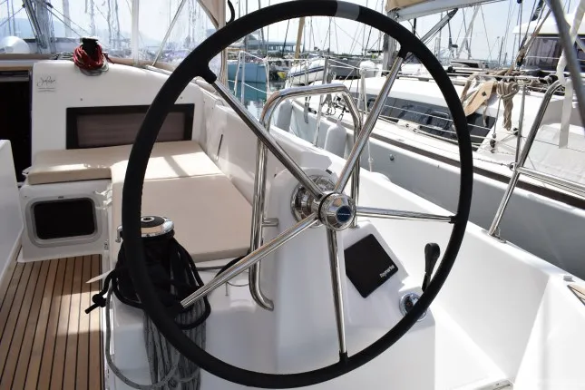 Sun Odyssey 440 PROUD MARY — фотография яхты 8