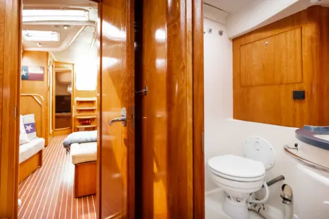 Bavaria 44 Vision Meer Elis — yacht photo 4