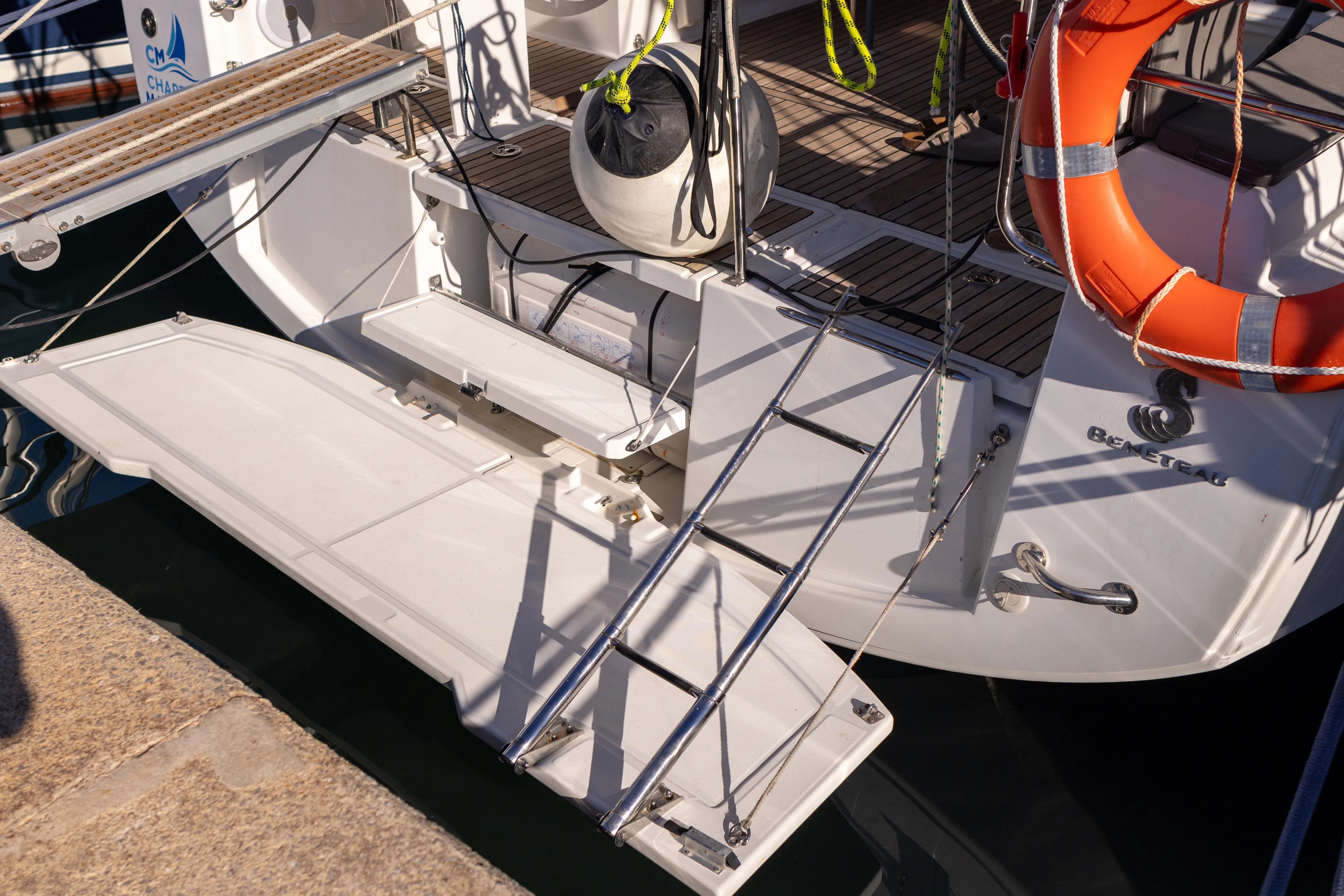 Oceanis 38 MOIN — yacht photo 2