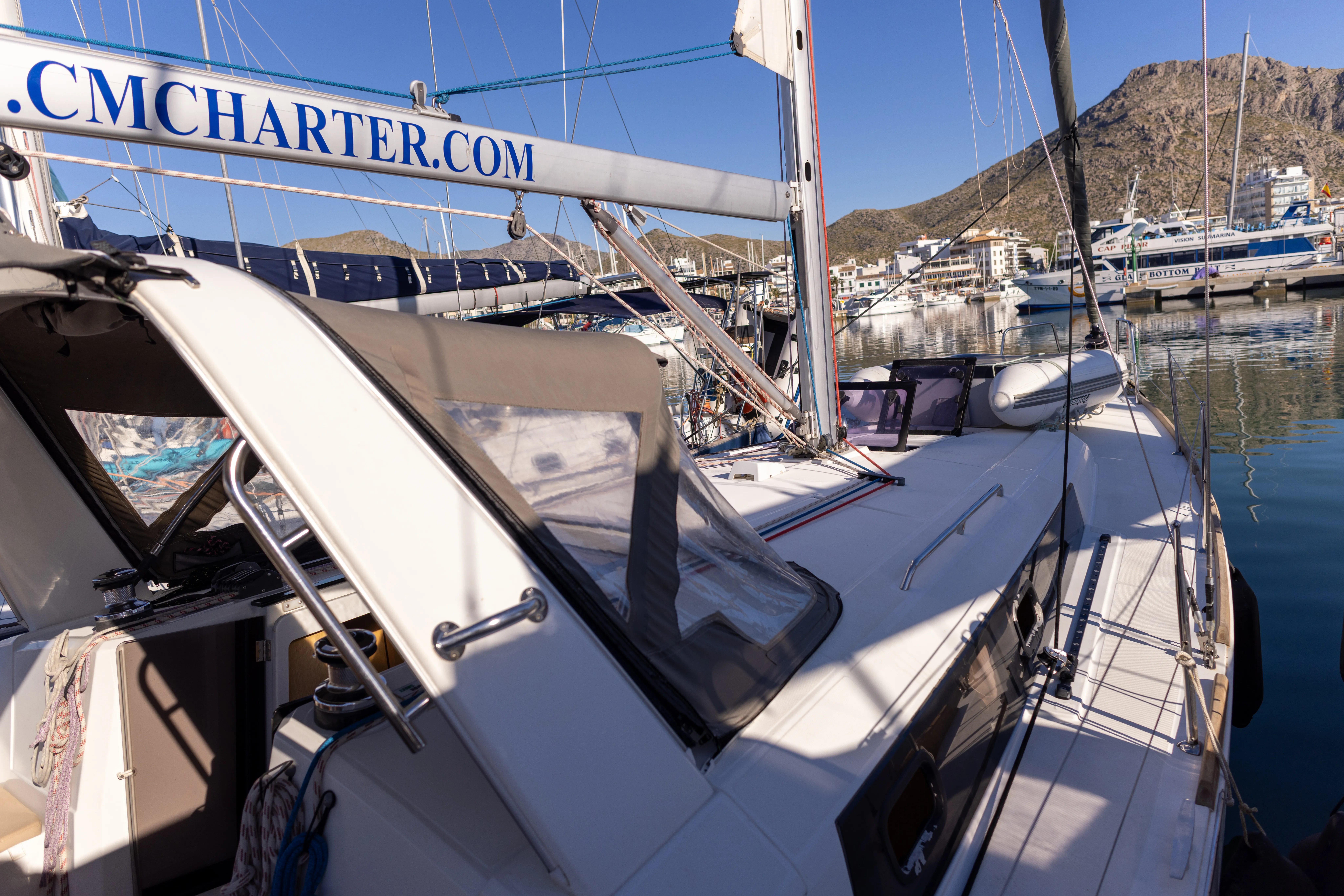 Oceanis 38 MOIN — yacht photo 21