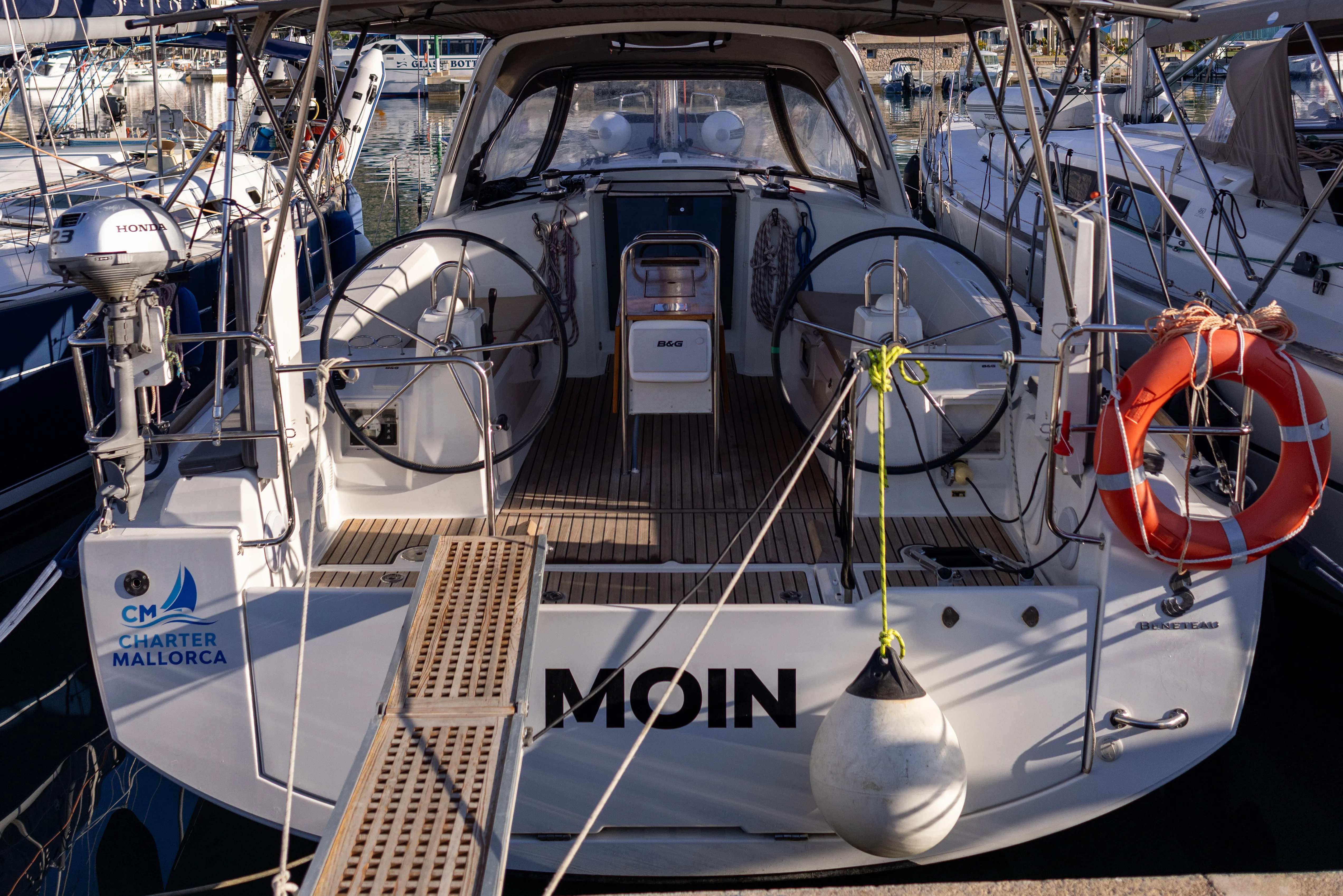 Oceanis 38 MOIN — yacht photo 14
