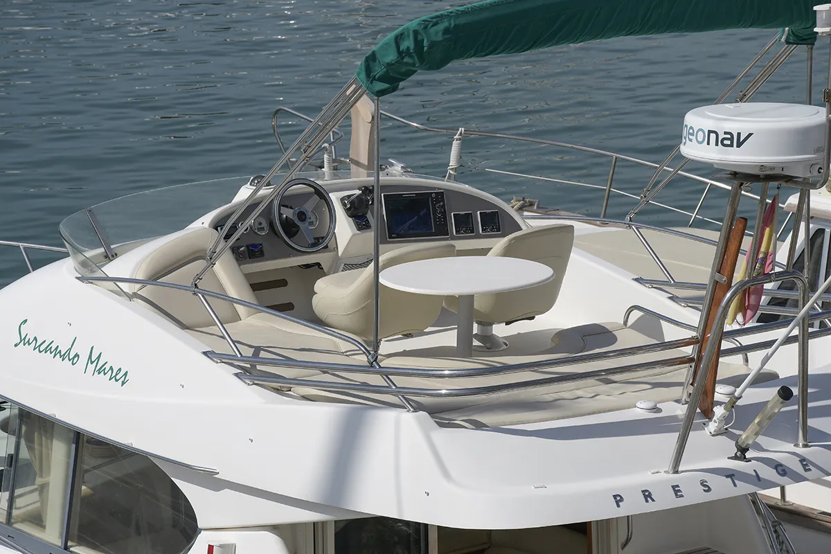 Prestige 32 Kazan I — foto dello yacht n. 2