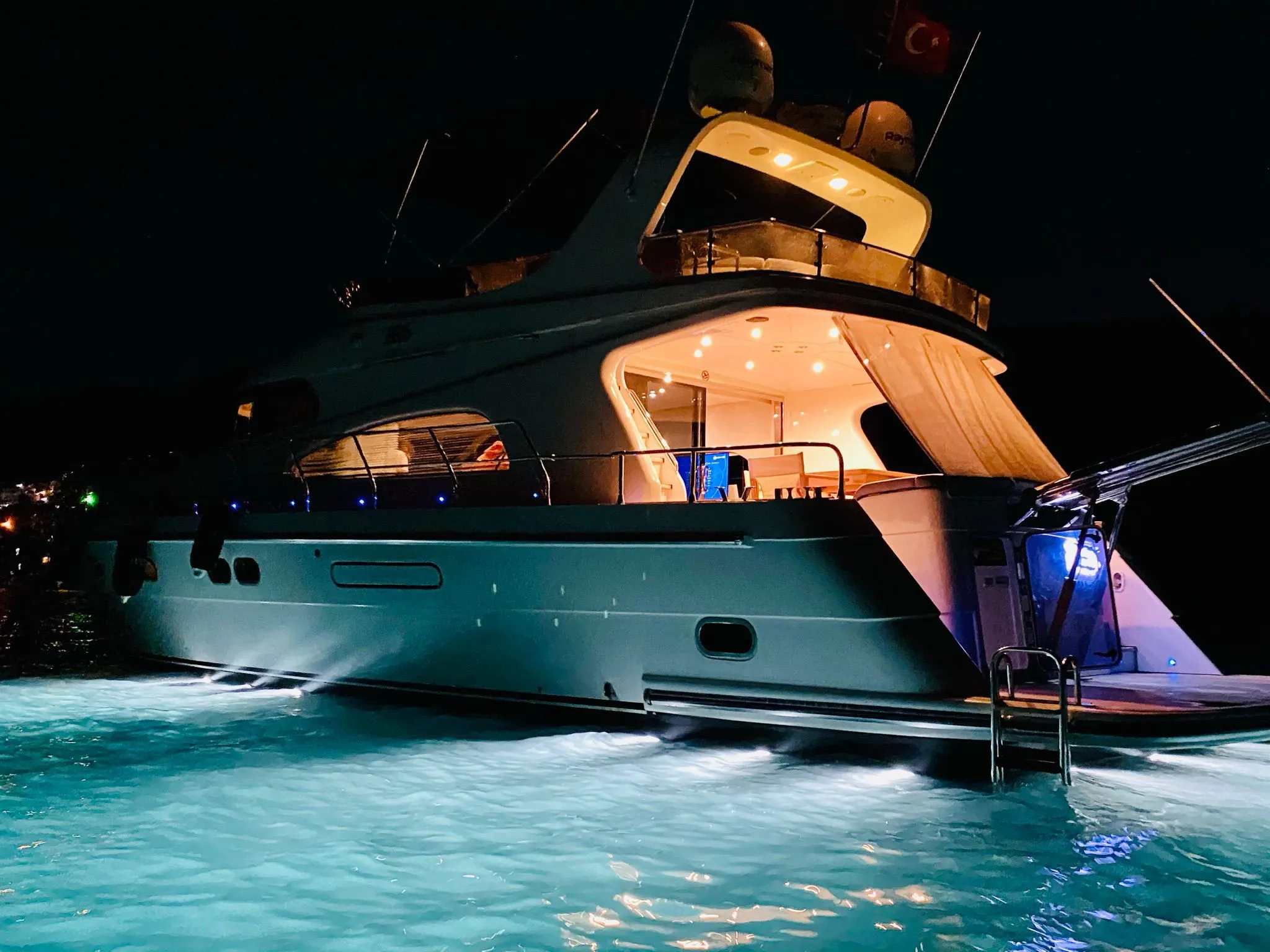 Custom built 183 ZEUS — yacht photo 3