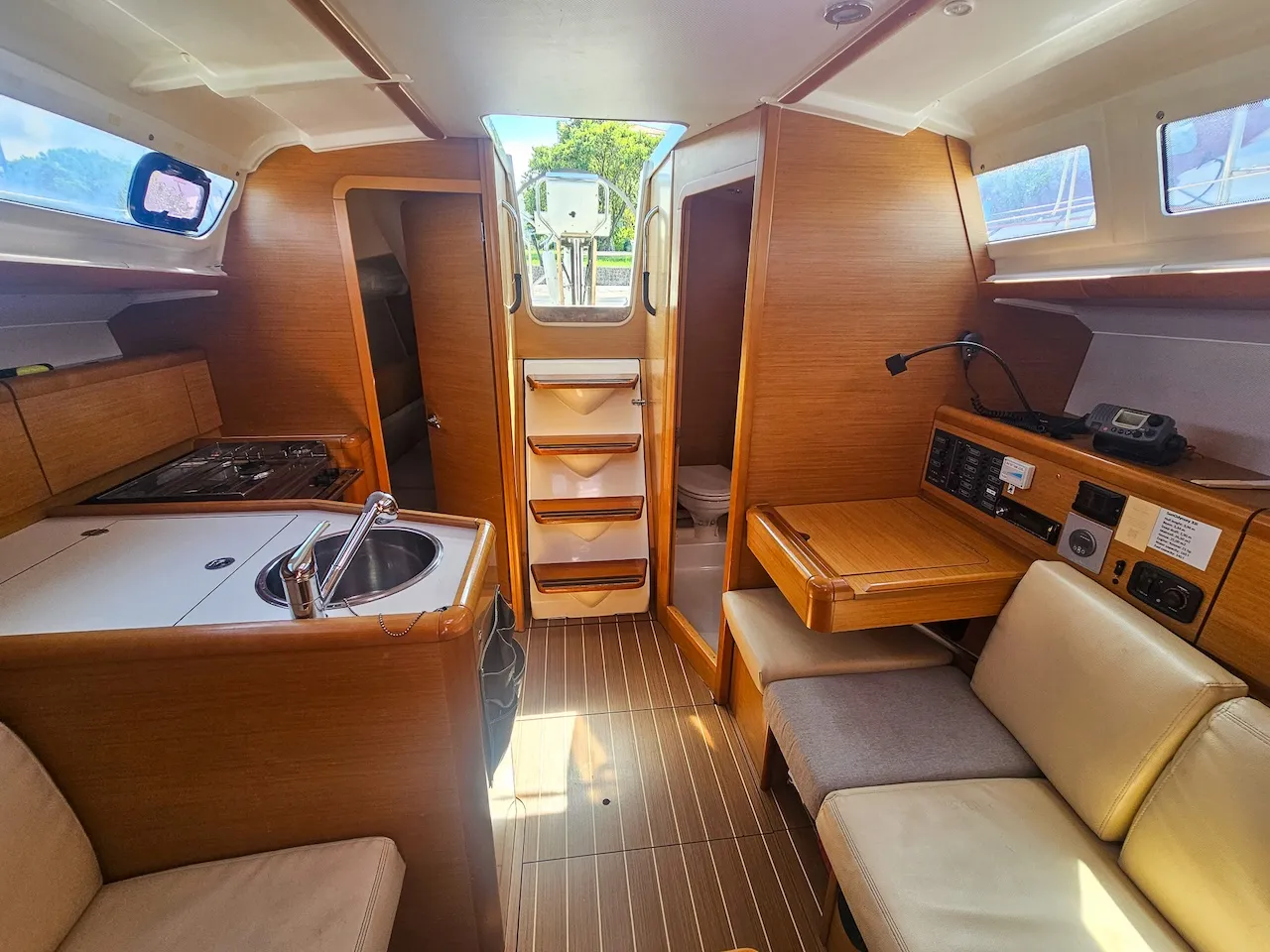 Sun Odyssey 33i Energy — jahtikuva 2
