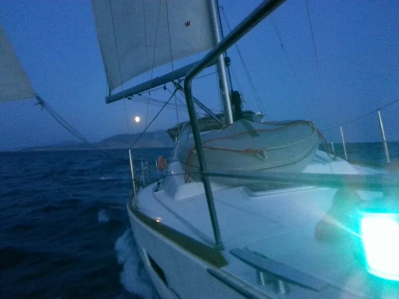 Oceanis 41 Warrior — фотография яхты 3