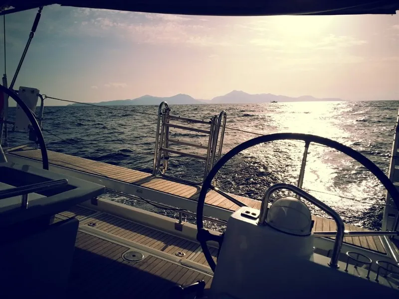 Oceanis 41 Warrior — фотография яхты 10
