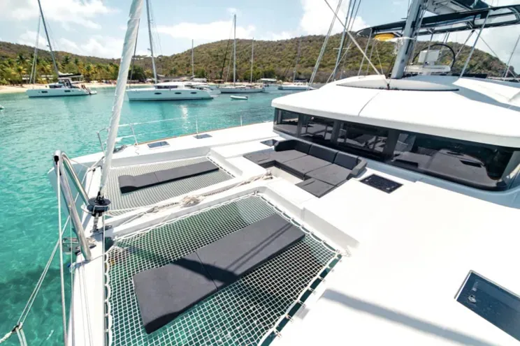 Lagoon 52 Queen of Hearts (A/C - Generator - Refit 2022) — фотография яхты 14